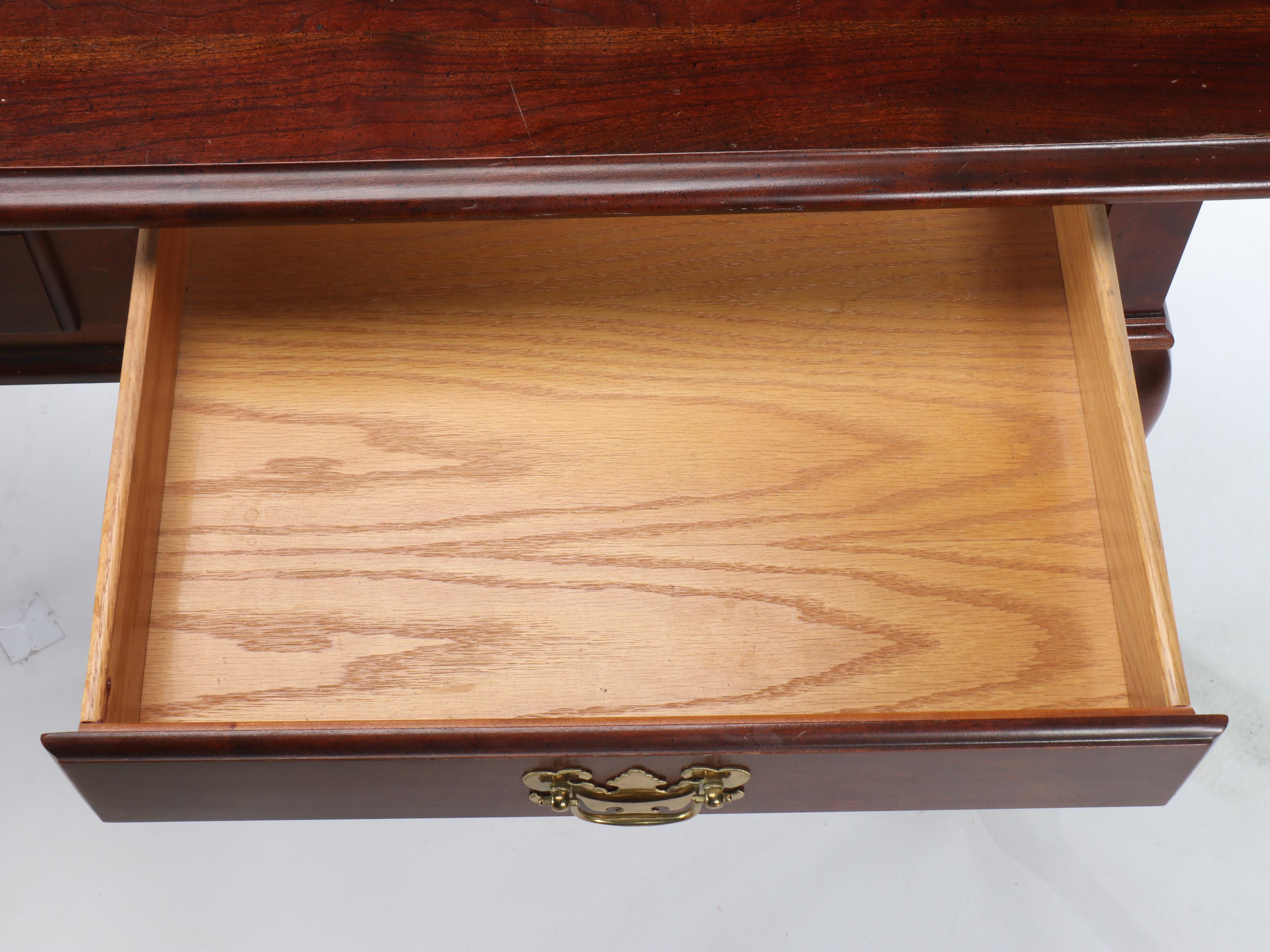 Queen Anne Style Console Table, Late 20th Century