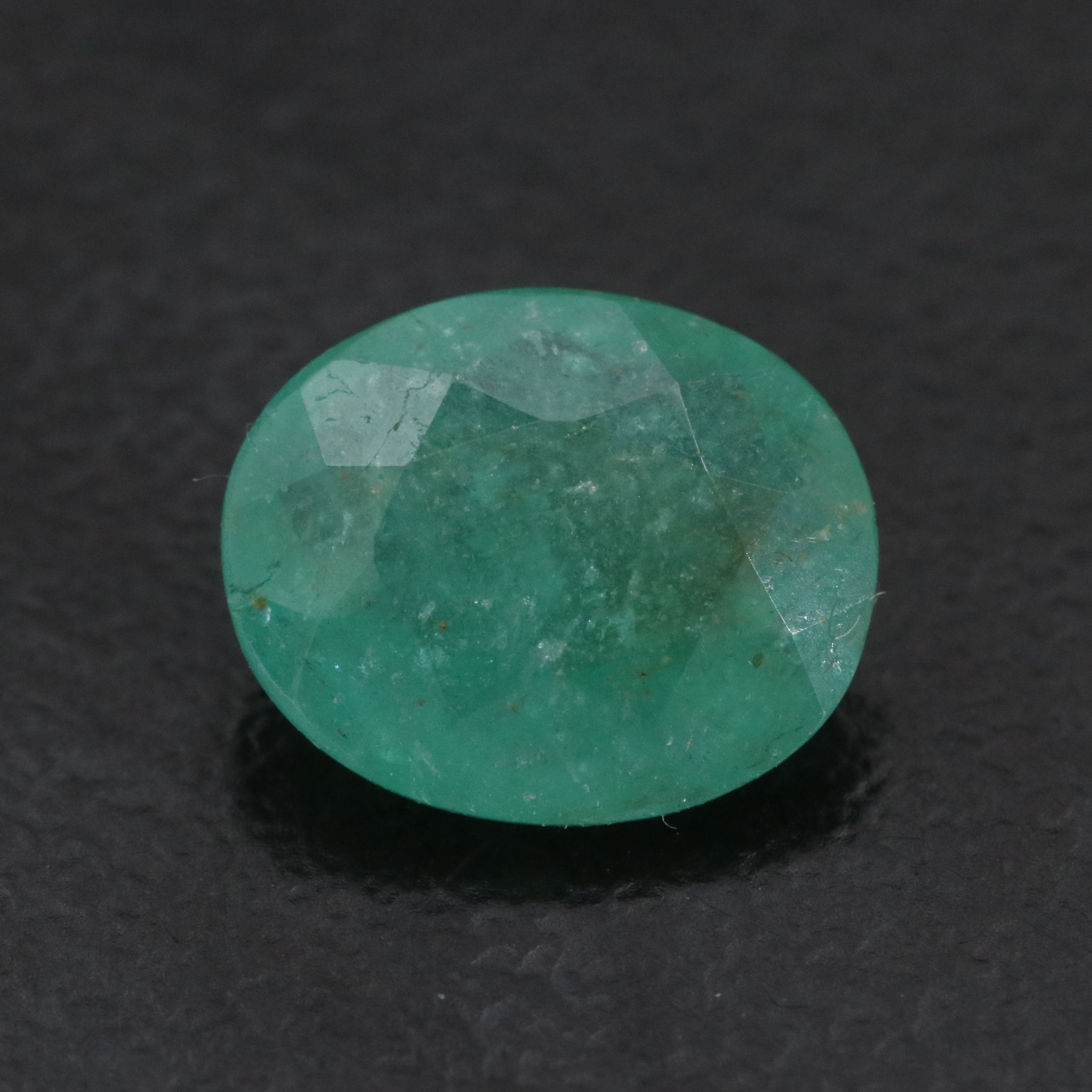 Loose 1.76 CT Emerald