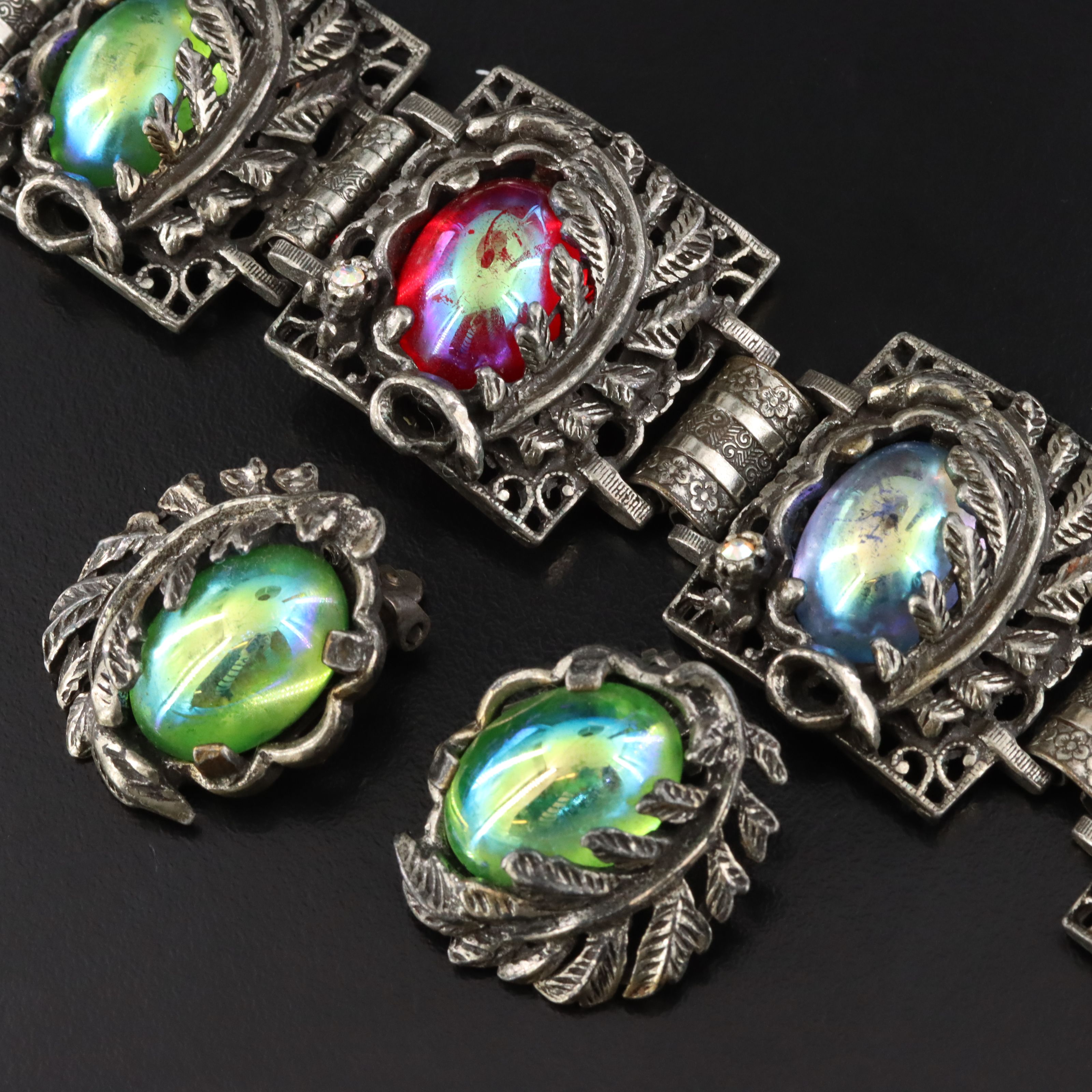 Vintage Glass Foliate Bracelet and Earrings Set