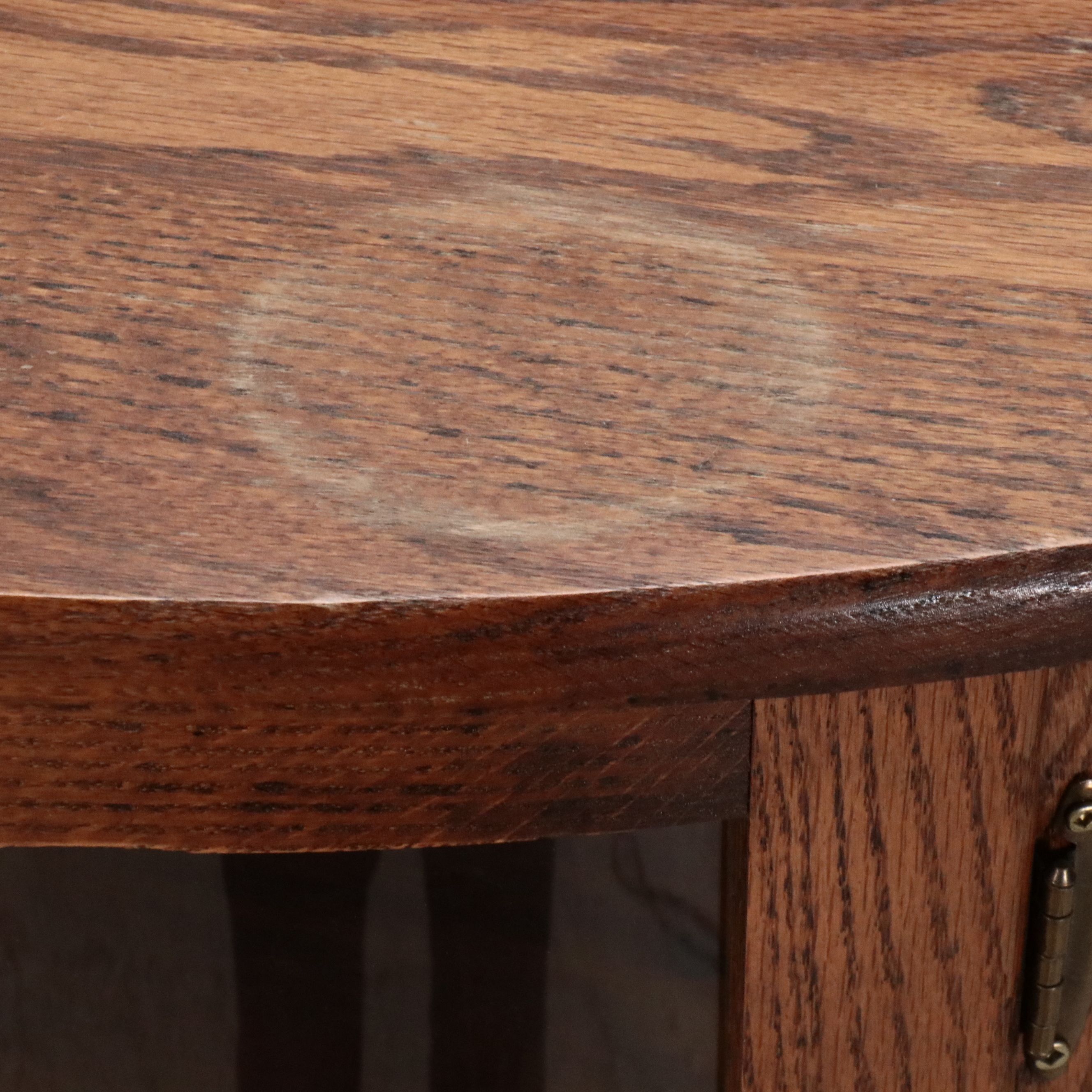 Late Victorian Oak Bowfront China Cabinet, Early 20th Century