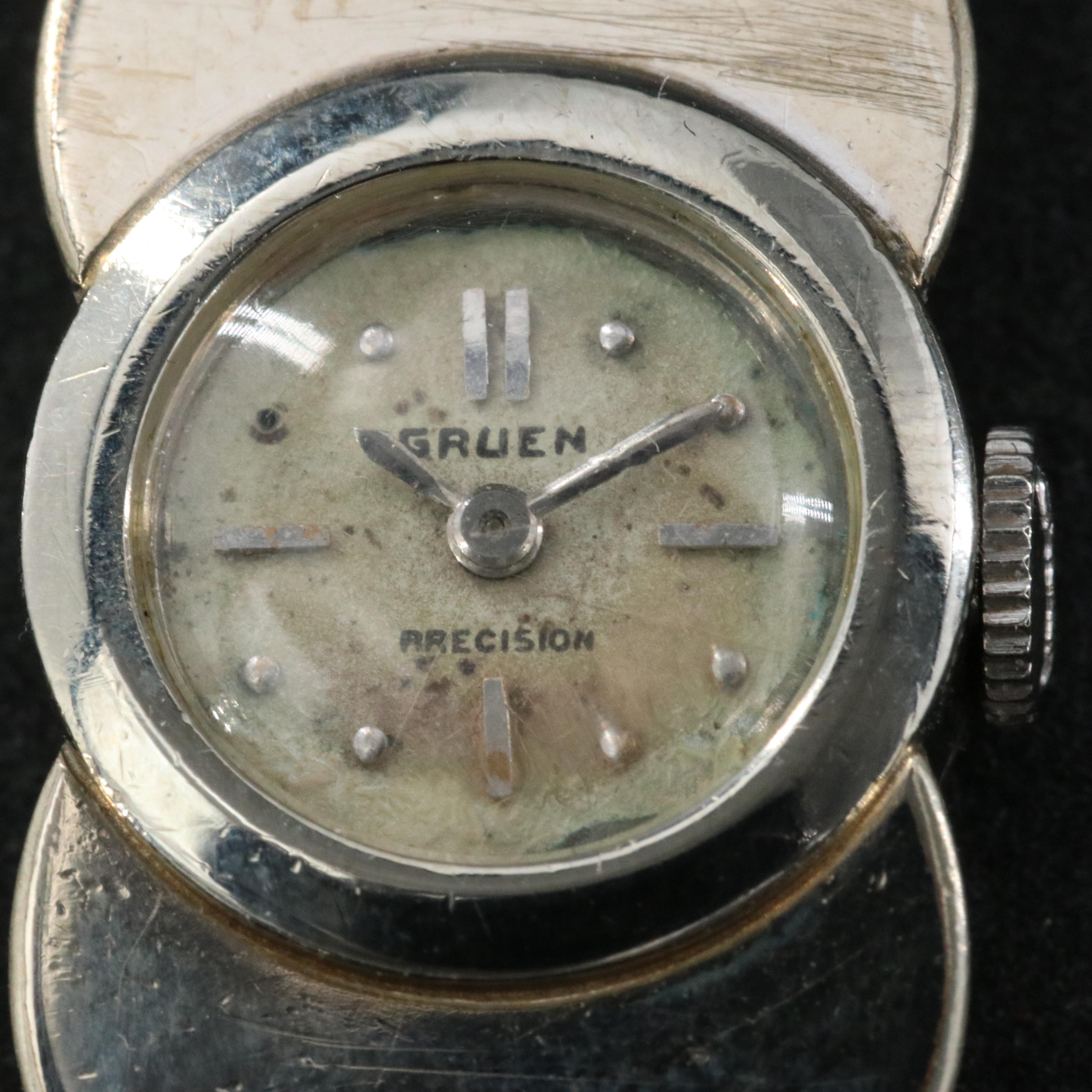 A Great Mix Of Vintage and Modern Watches