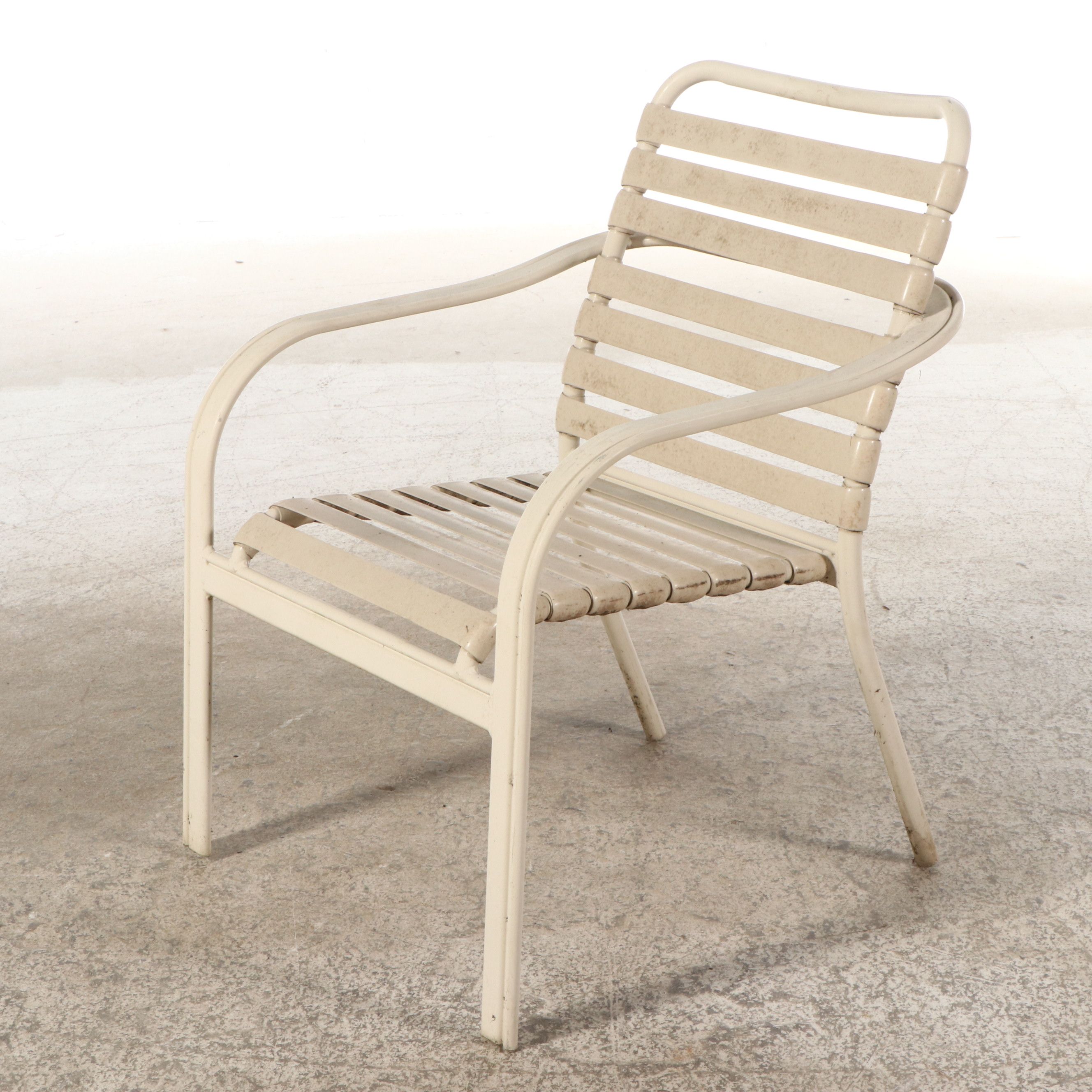 Tropitone Beige Aluminum and PVC Patio Dining Set with Four Chairs