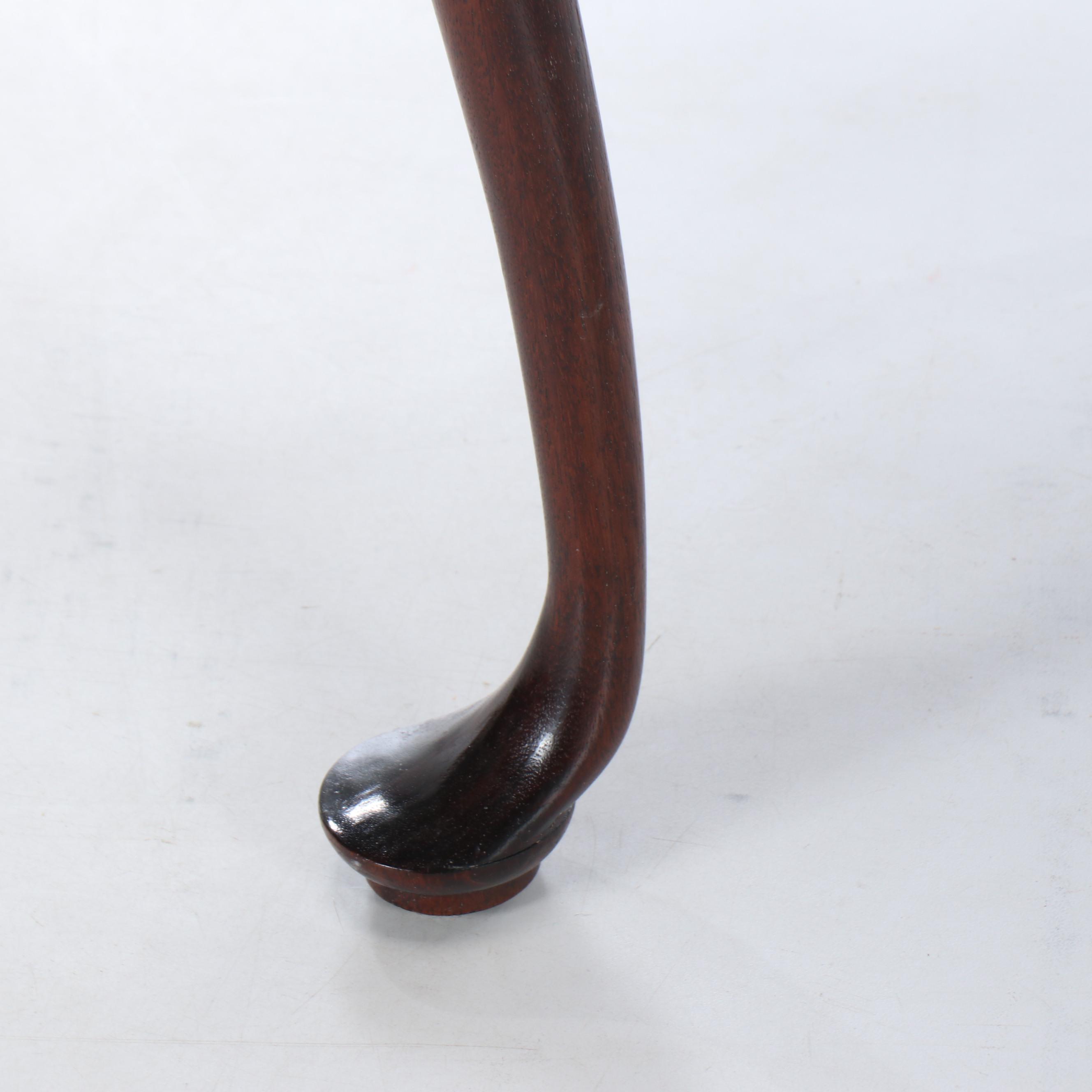 Queen Anne Style Cherry Finished Wooden Tea Table