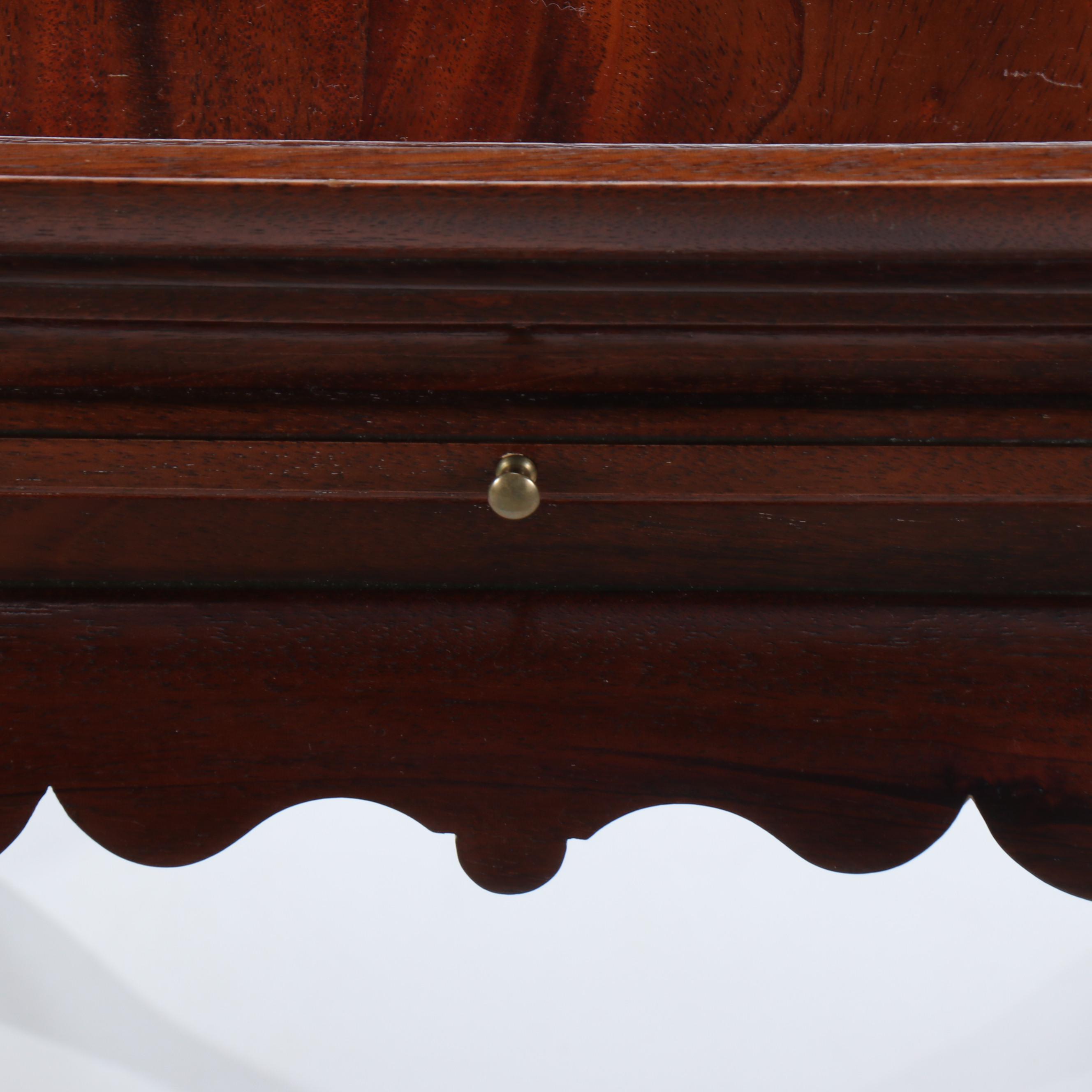 Queen Anne Style Cherry Finished Wooden Tea Table