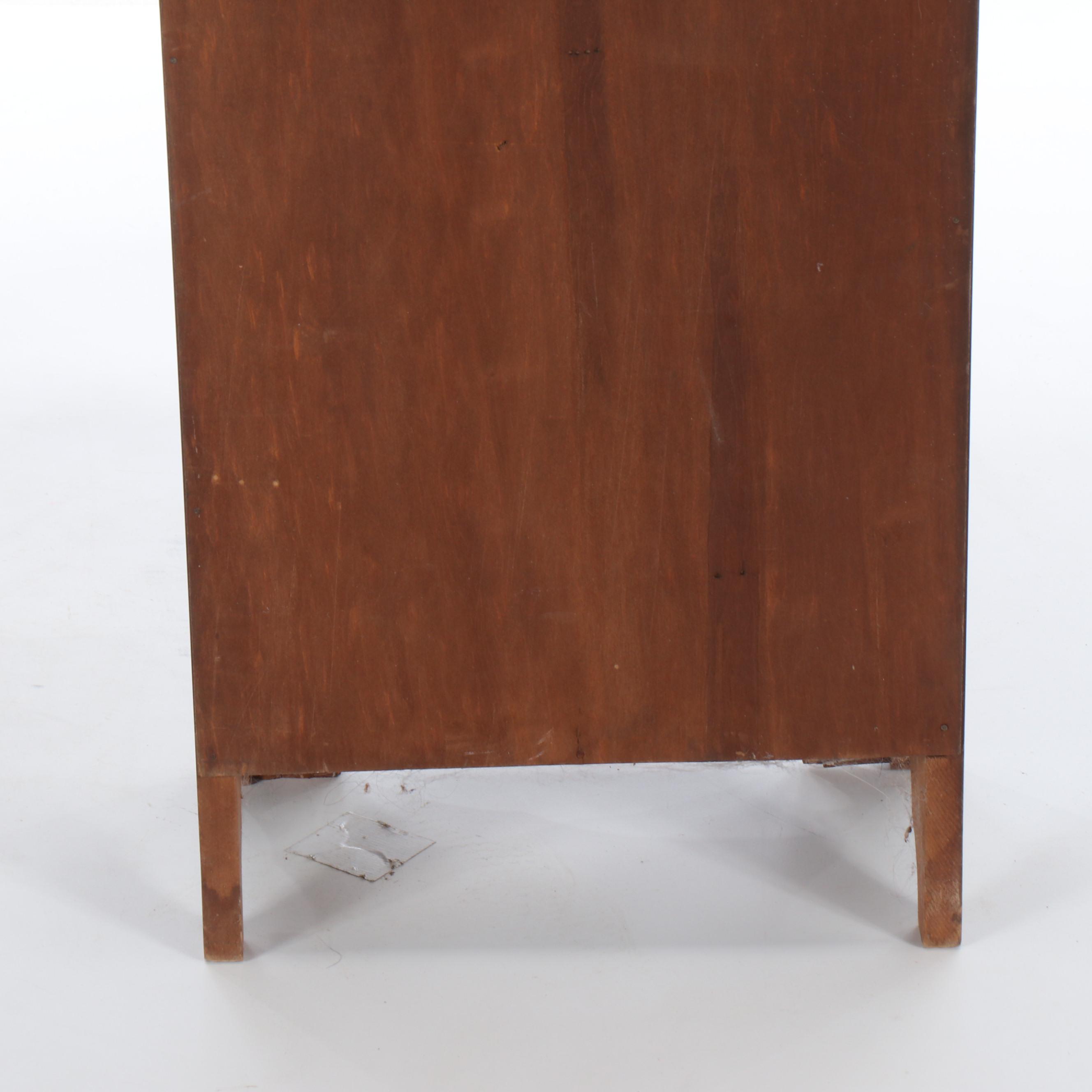 Federal Style Mahogany Finish Wooden Bookshelf