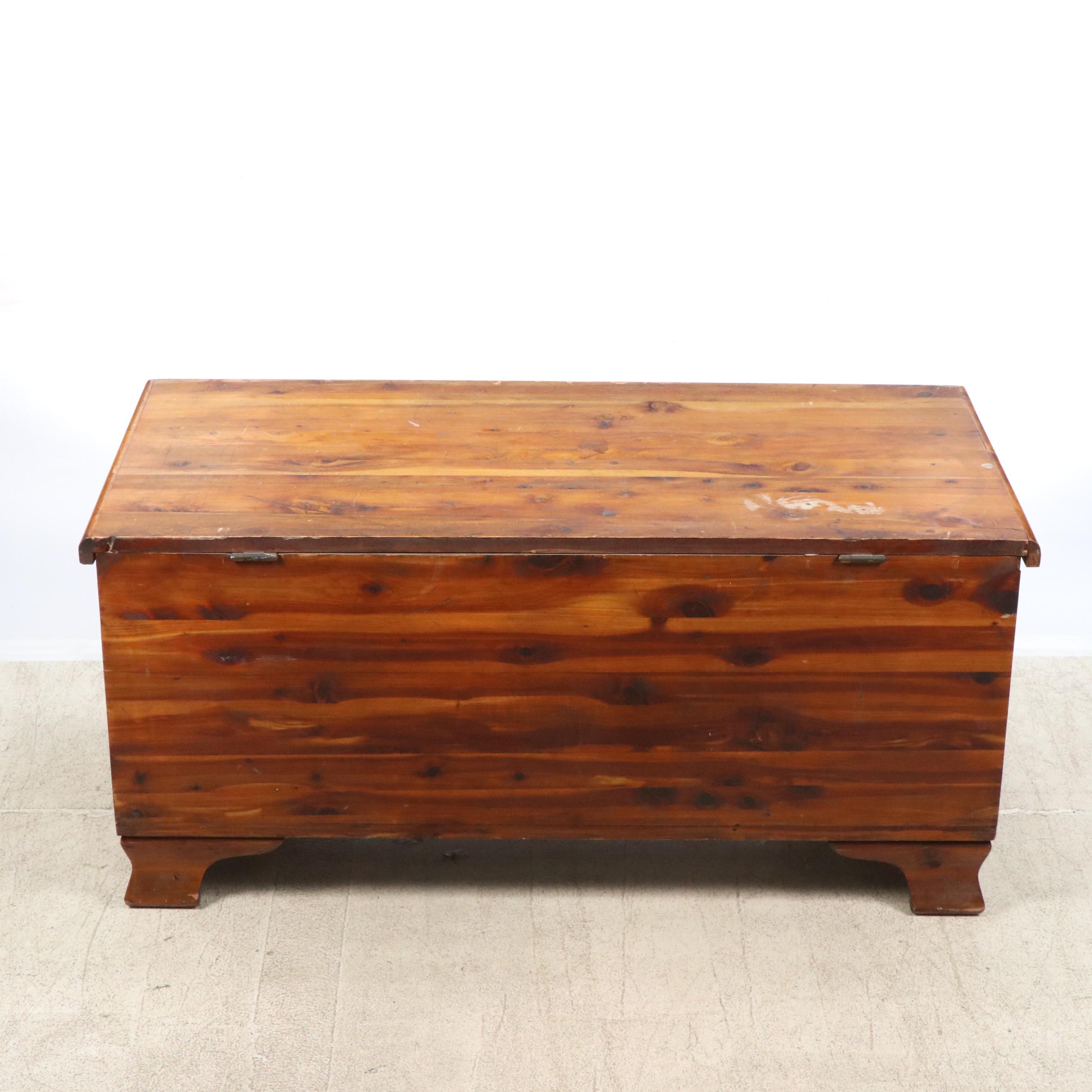 Standard Red Cedar Blanket Chest, Early 20th Century