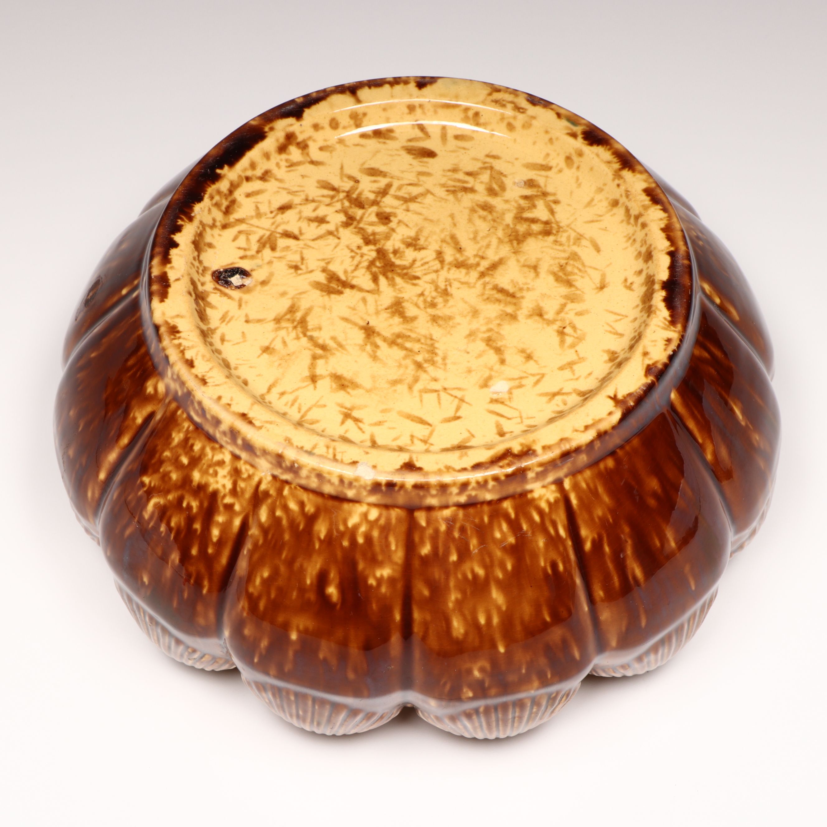 Shell Surround Ceramic Rockingham Spittoon, Late 19th Century