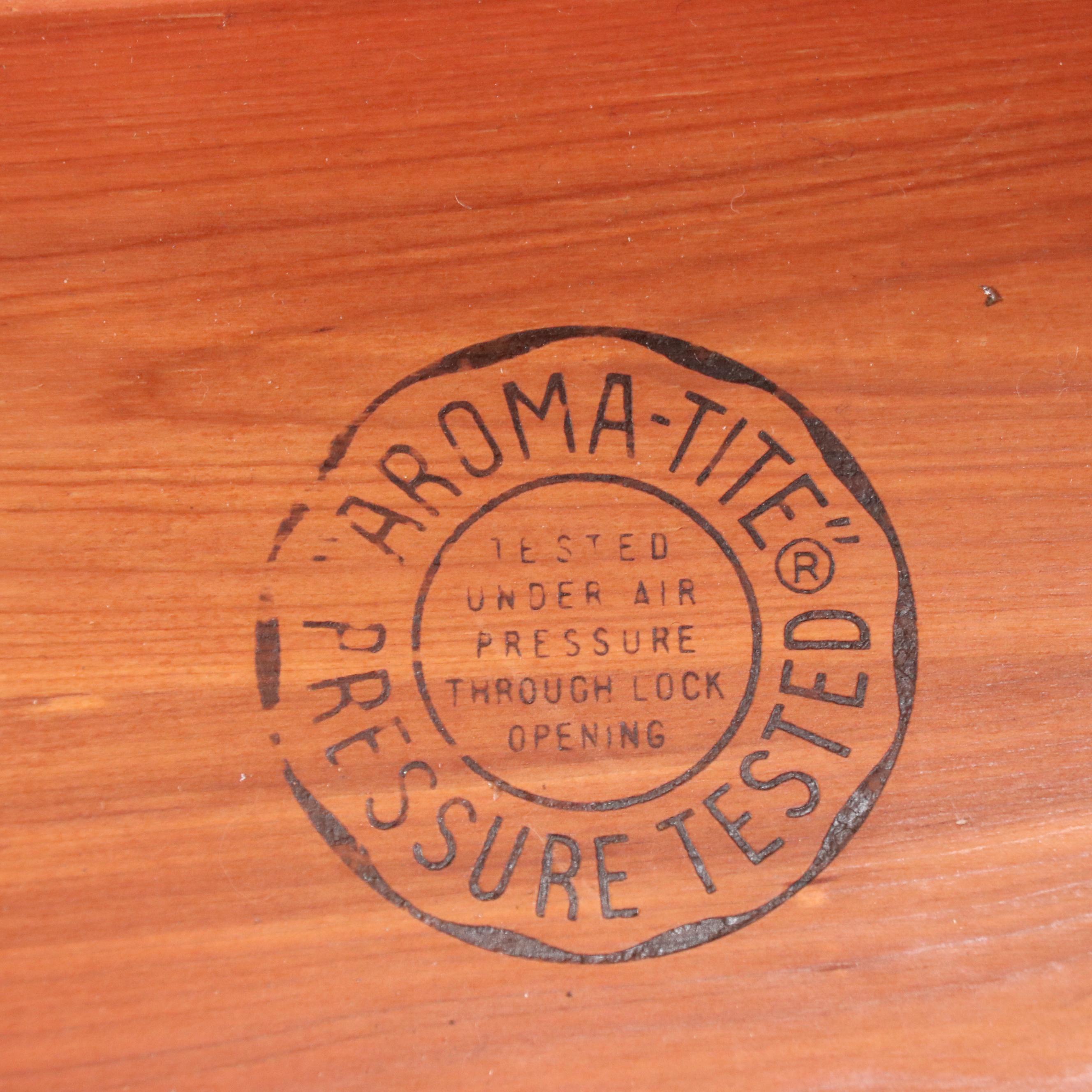 Lane Cedar Blanket Chest