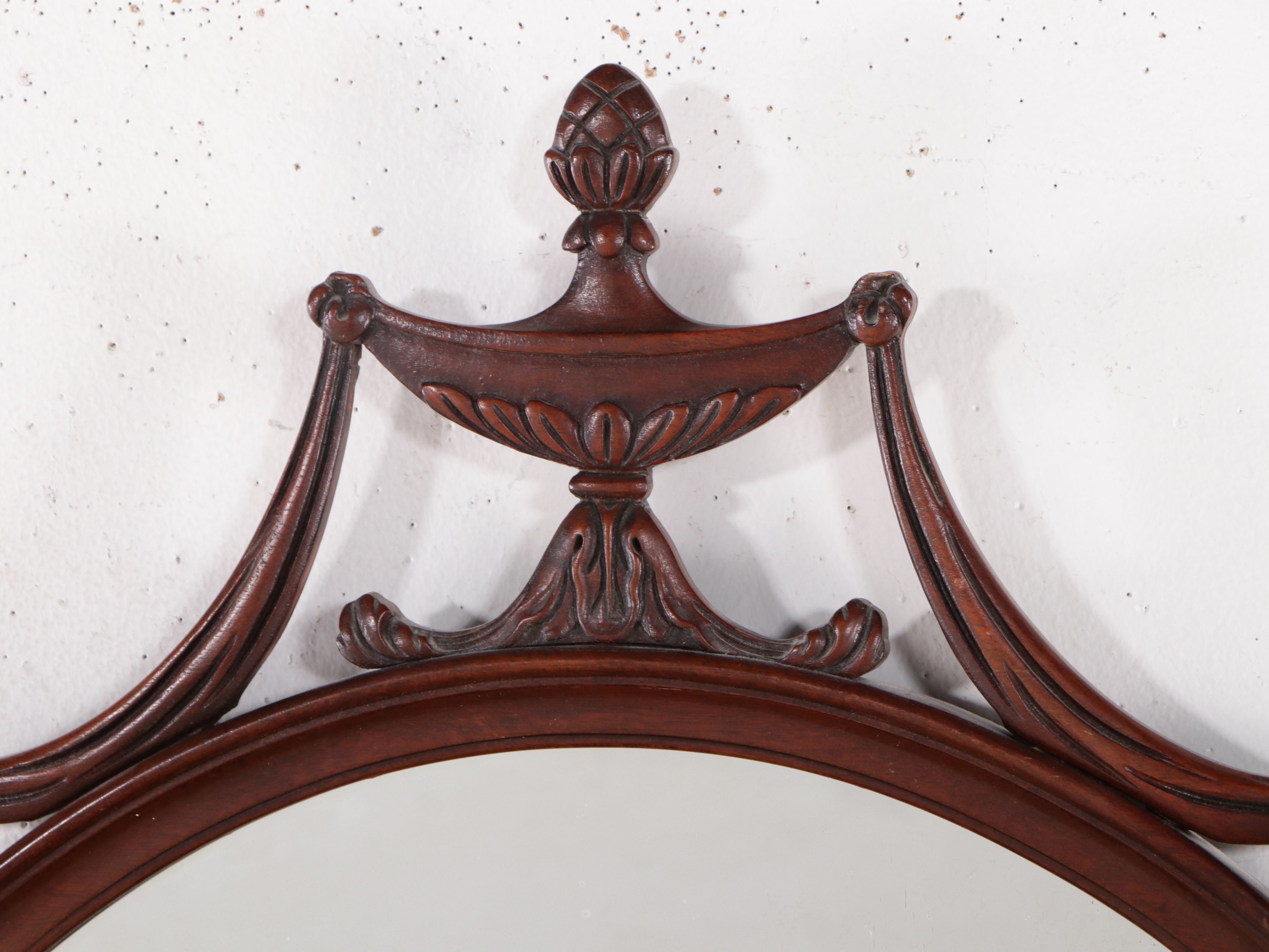 Georgian Style Style Mahogany Dresser with Wall Mirror, Mid-20th Century