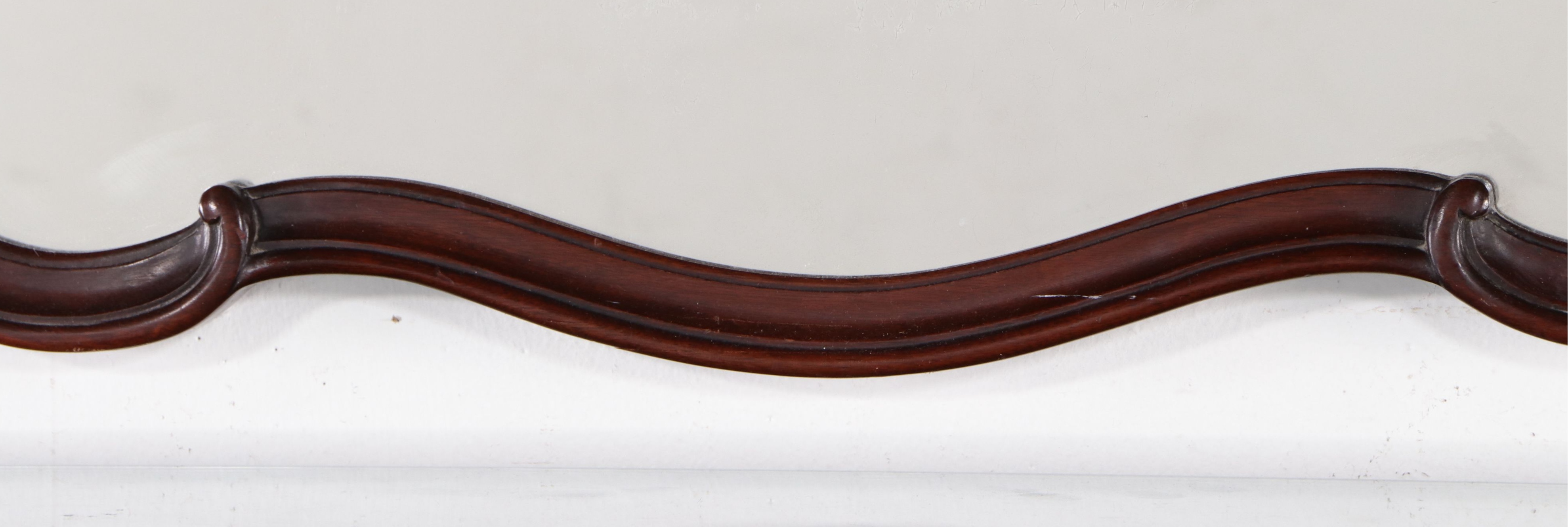 Georgian Style Style Mahogany Dresser with Wall Mirror, Mid-20th Century