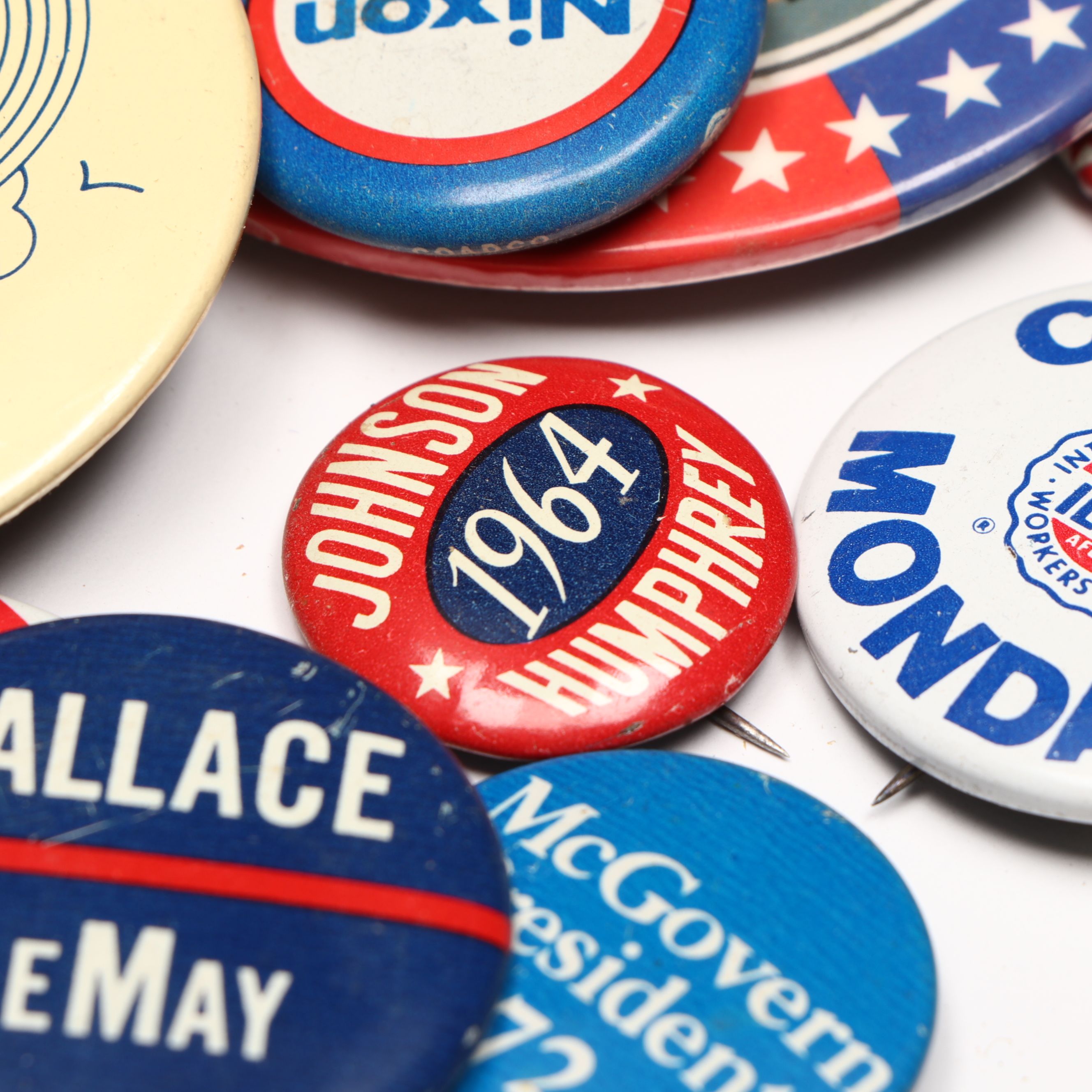 Bill Clinton, Al Gore, John F. Kennedy, and More Political Pinbacks