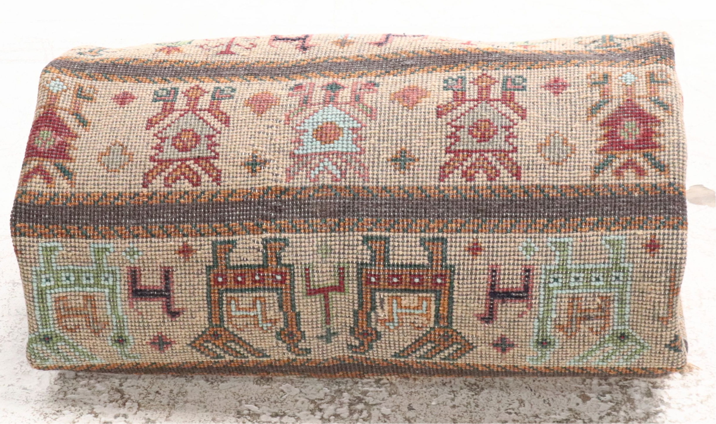 7'10 x 9'11 Hand-Knotted Indian Ziegler Style Area Rug