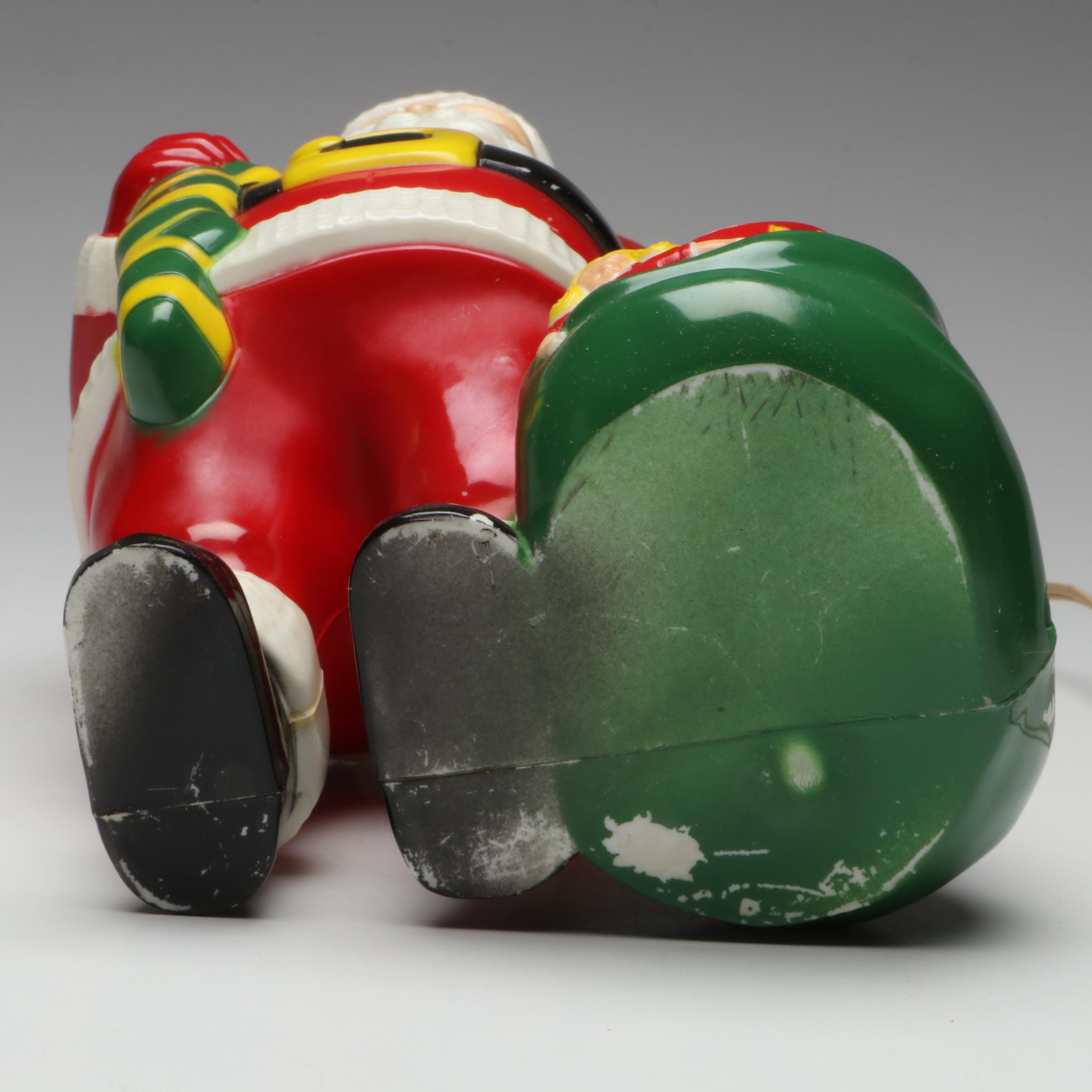 Paramount Illuminating Vintage Santa Claus