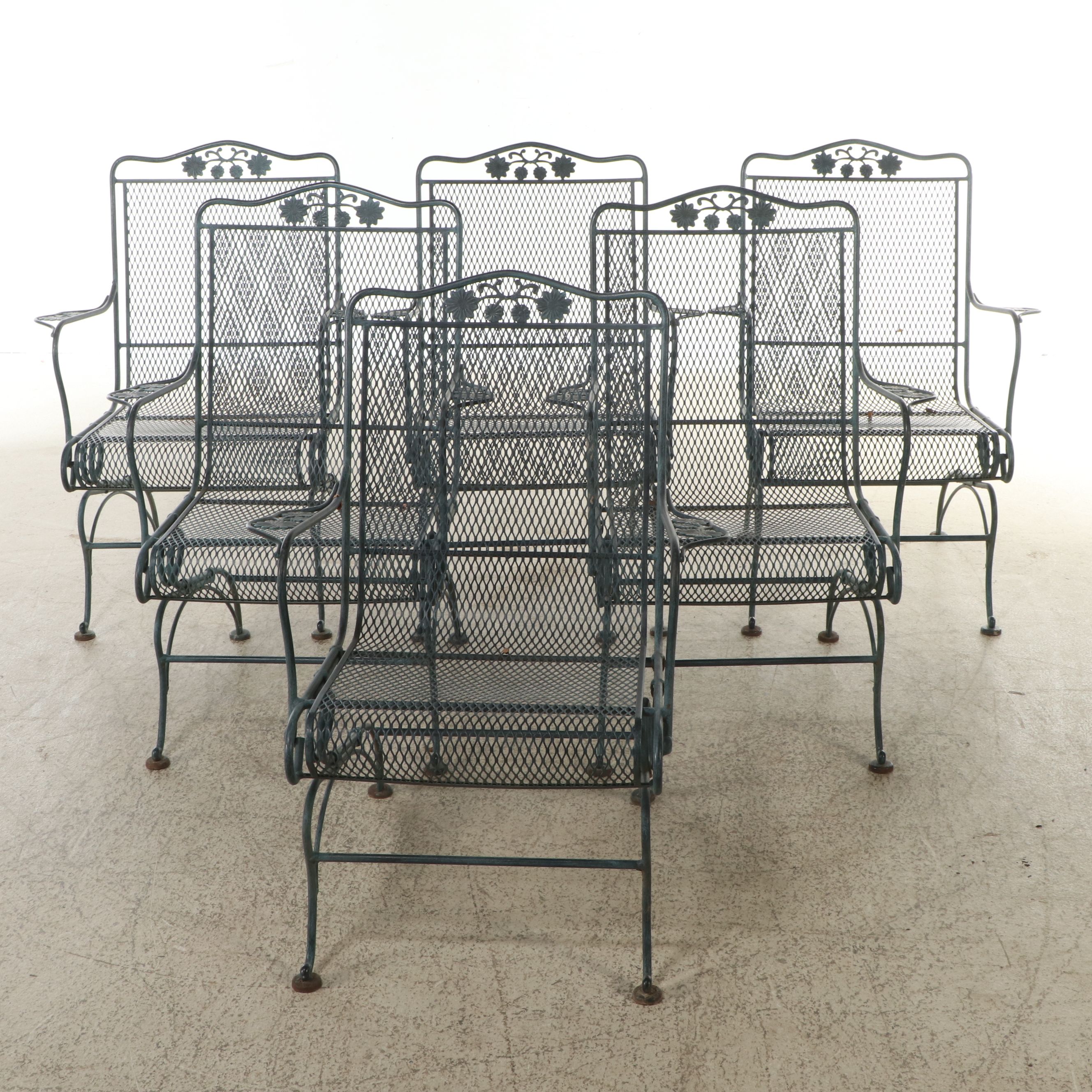 Wrought Iron and Diamond Mesh Patio Dining Set with Umbrella