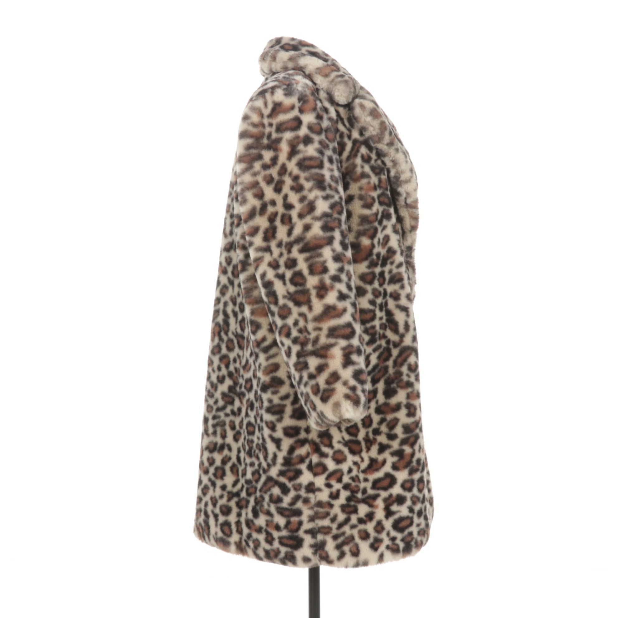 Plush Faux Leopard Fur Stroller by New York & Company, Size Large/XL