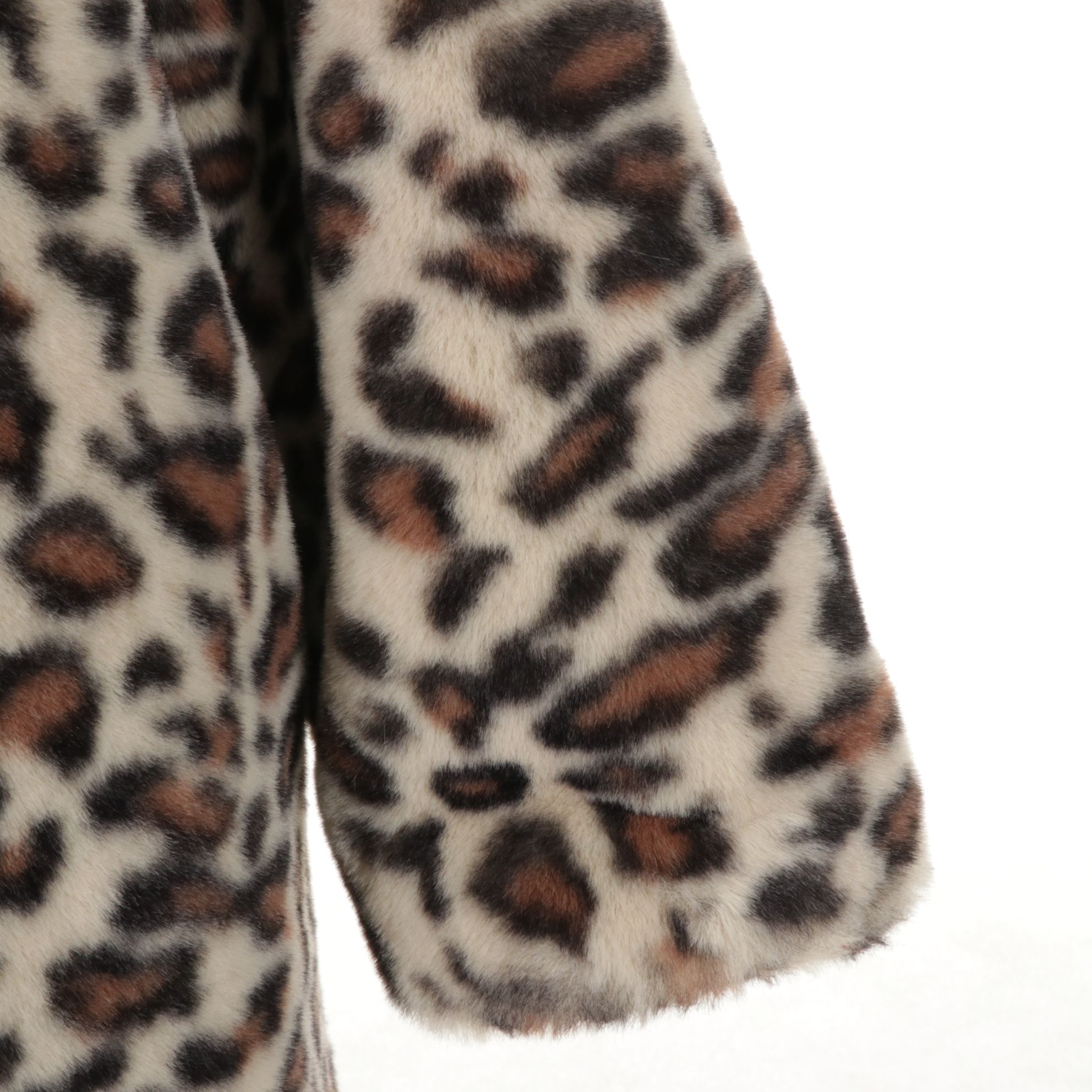 Plush Faux Leopard Fur Stroller by New York & Company, Size Large/XL