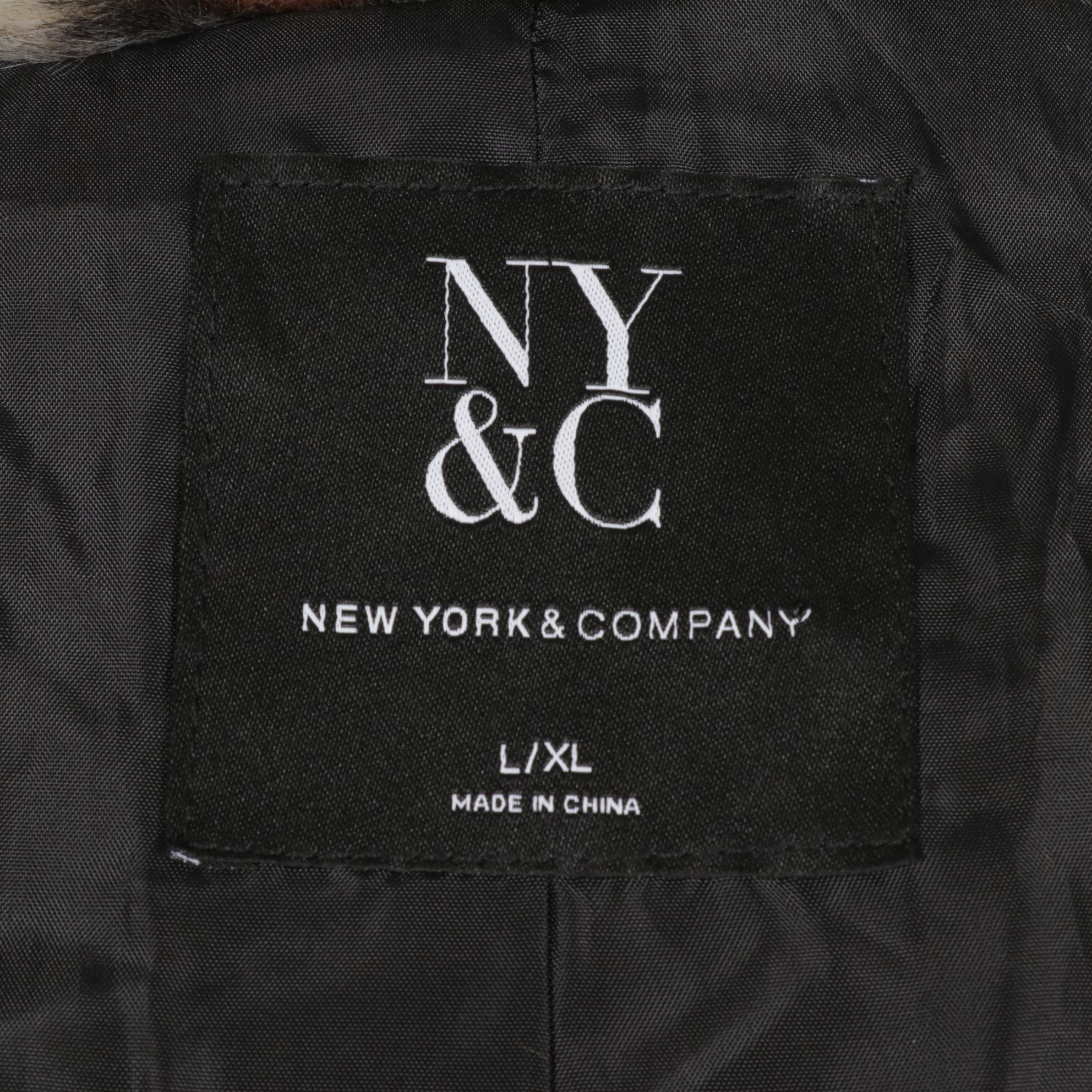 Plush Faux Leopard Fur Stroller by New York & Company, Size Large/XL