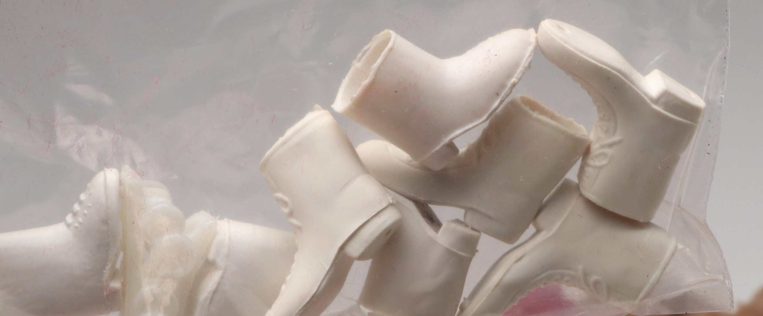 Hasbro "Maxie" and "Kristen" Dolls with Dresses and More Doll Accessories