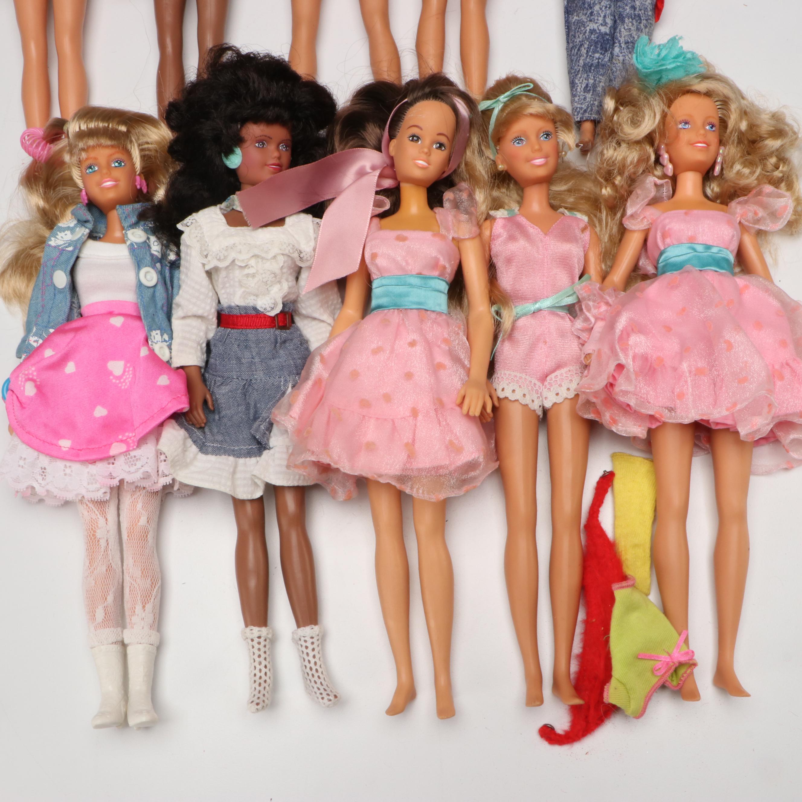 Hasbro "Maxie" and "Kristen" Dolls with Dresses and More Doll Accessories