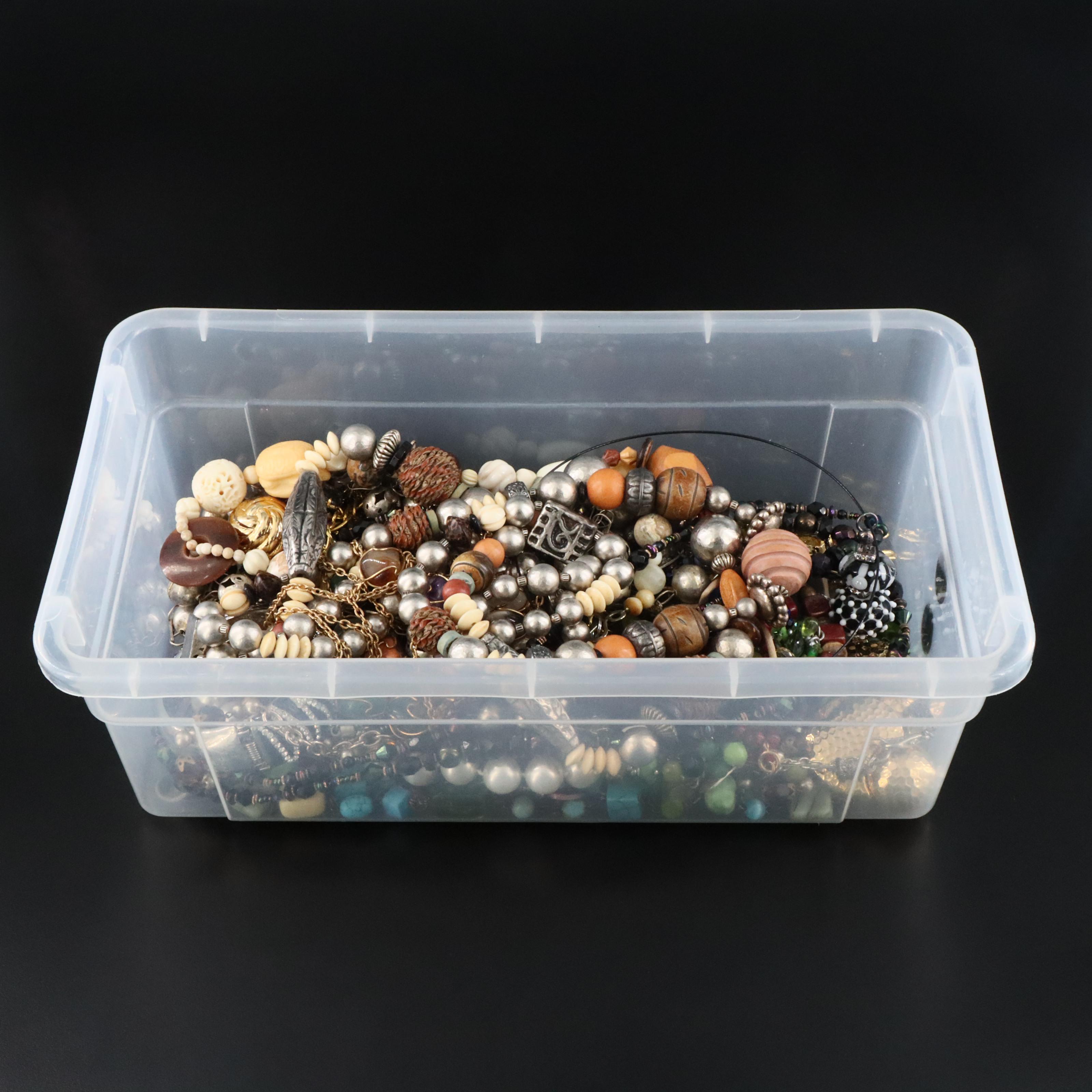 Metropolitan Museum of Art Featured in Jewelry Collection