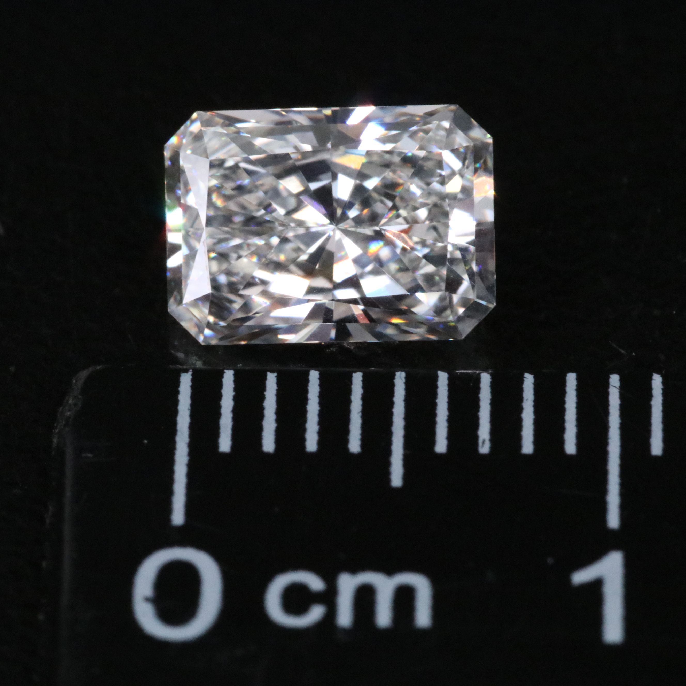 Loose 1.31 CT Lab Grown Diamond with IGI Report