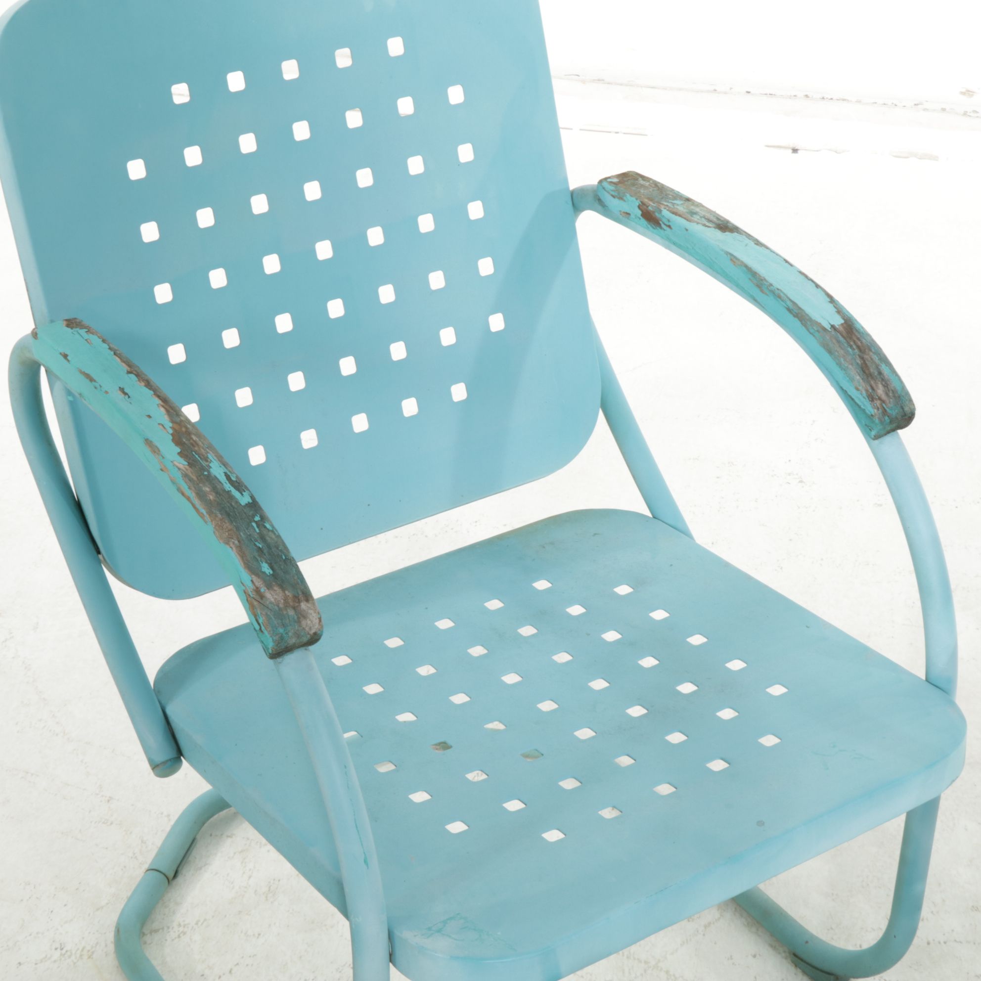 Blue Steel Outdoor Retro Patio Chairs and Mesh Wire Side Table