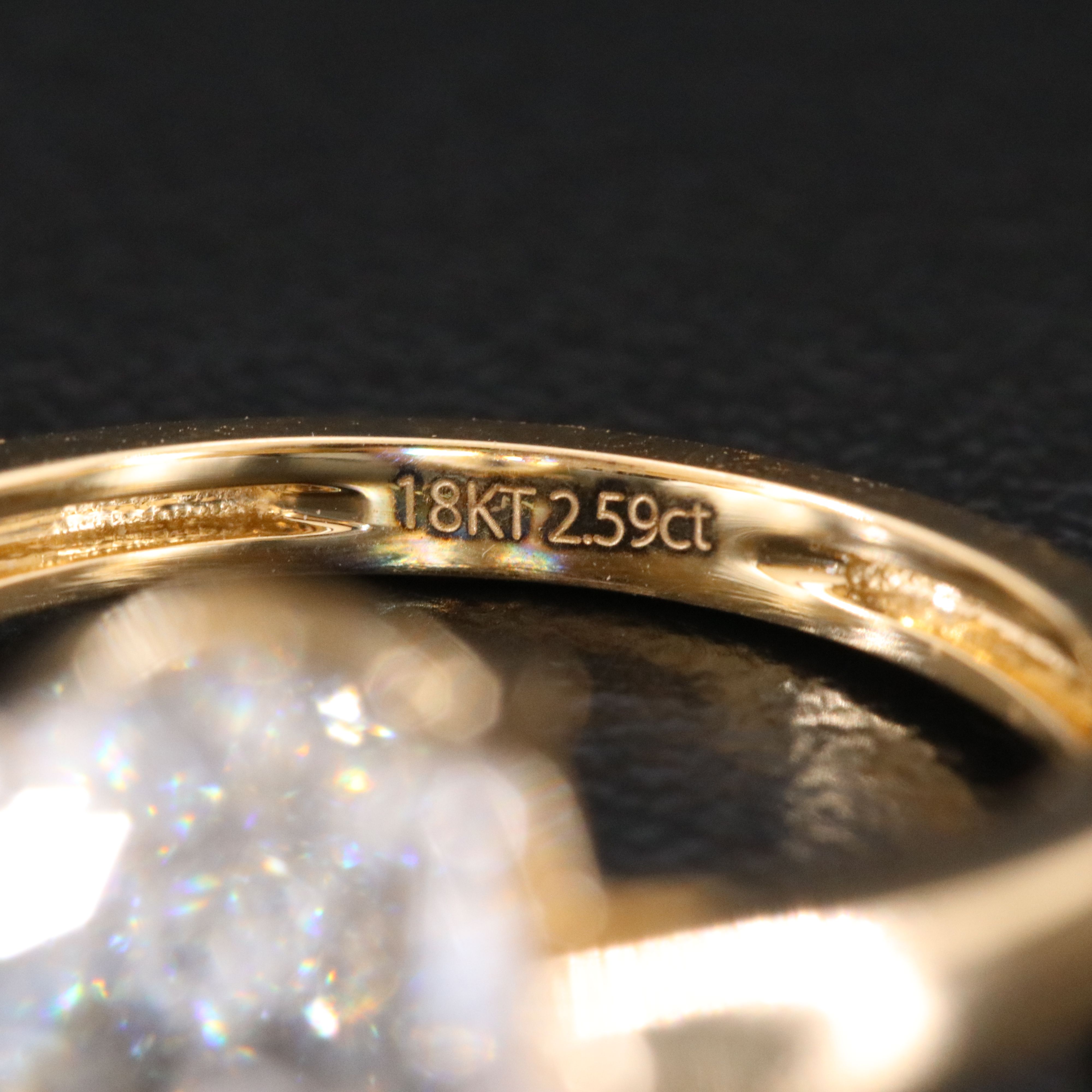 18K 2.59 CT Lab Grown Diamond Solitaire Ring with IGI Report