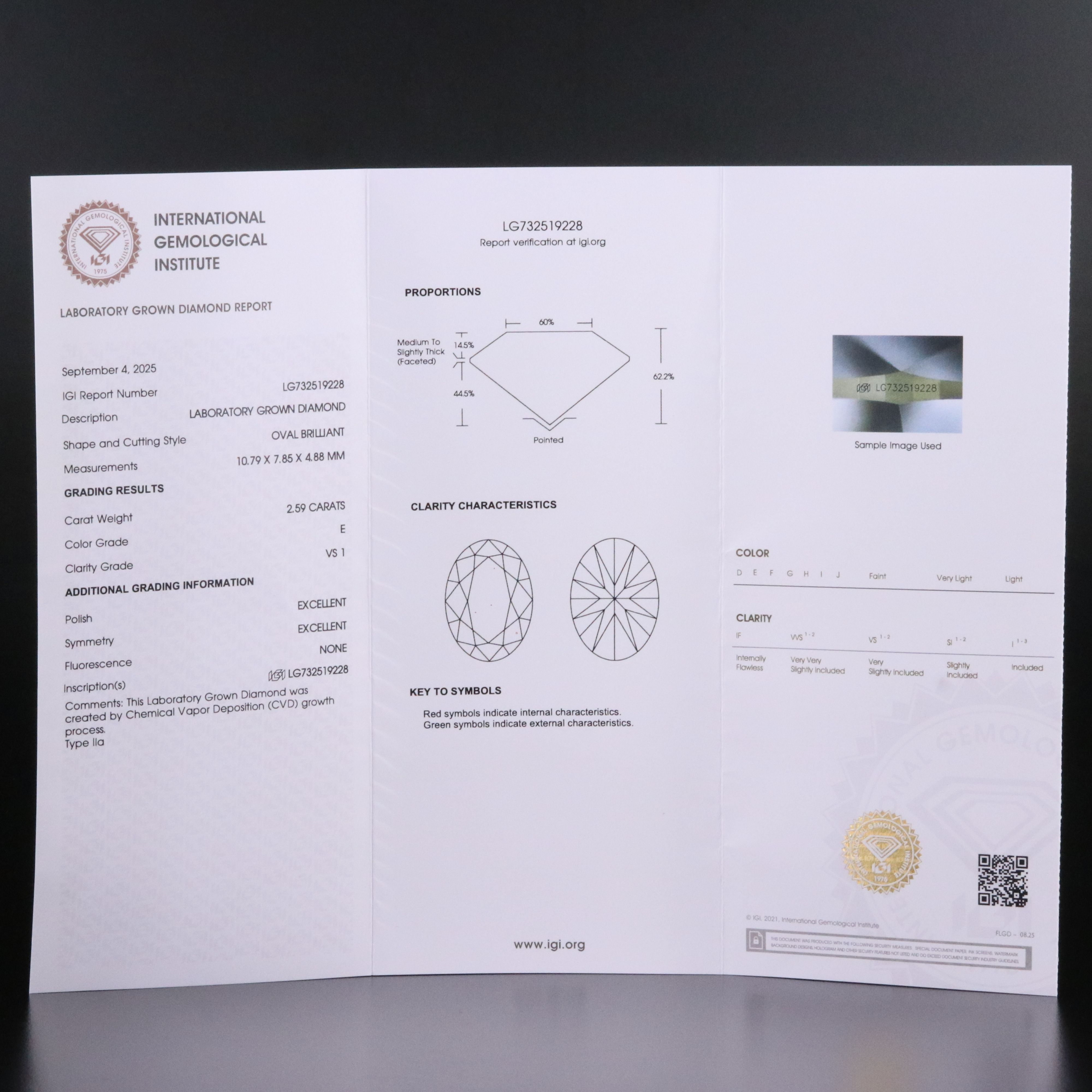 18K 2.59 CT Lab Grown Diamond Solitaire Ring with IGI Report