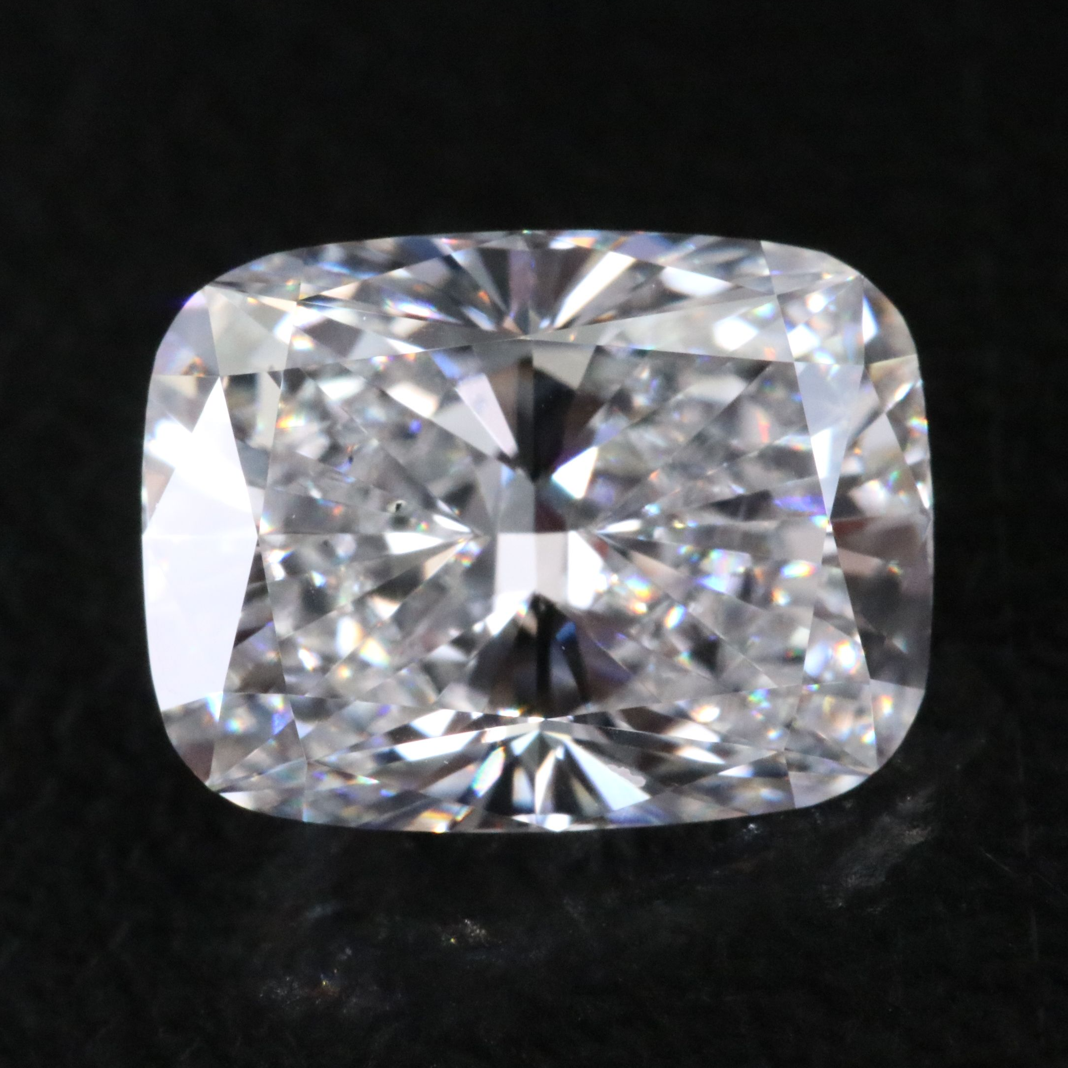 Loose 1.87 CT Lab Grown Diamond with IGI Report