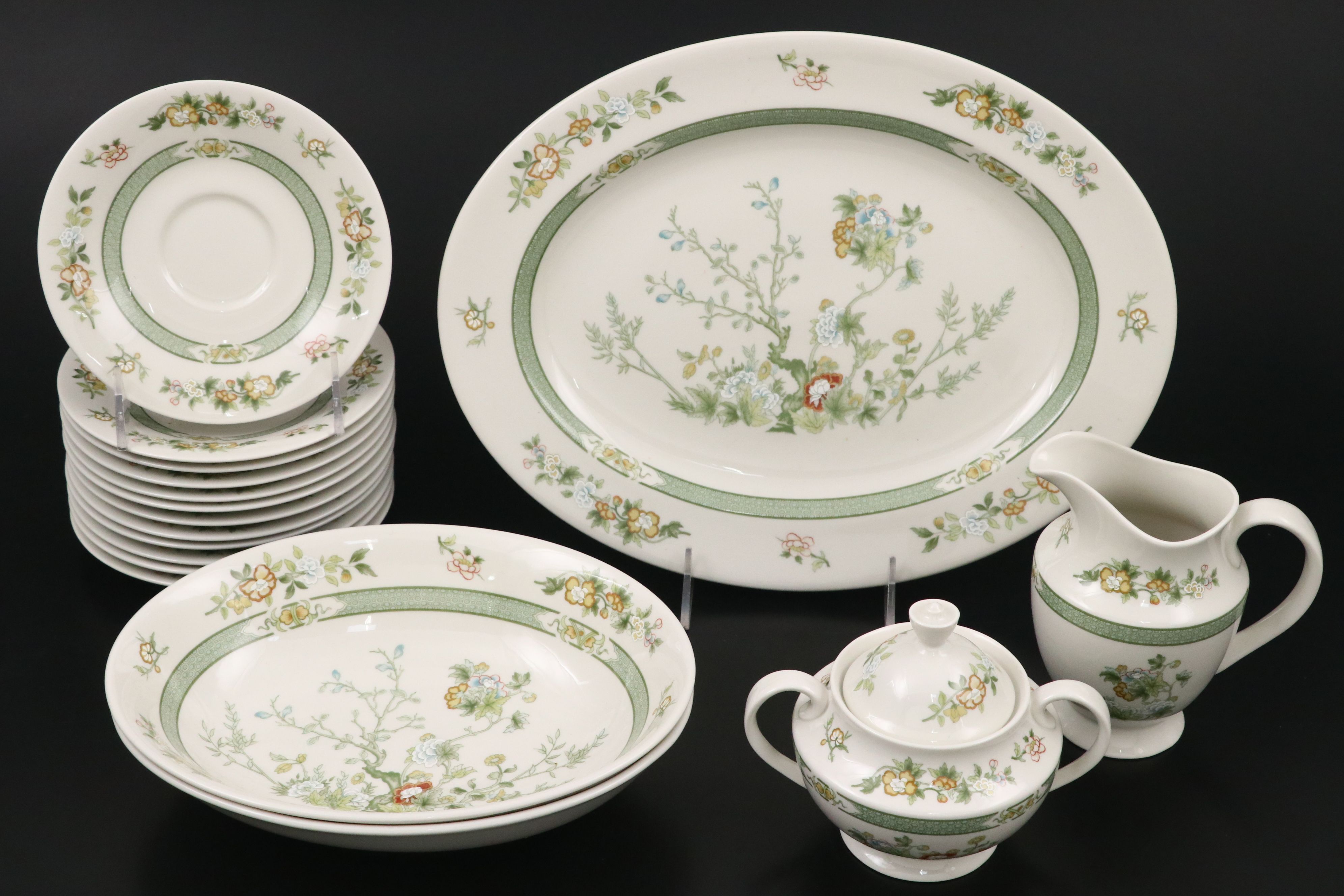 Royal Doulton "Tonkin" Dinnerware and Serving Pieces, 1975-1992