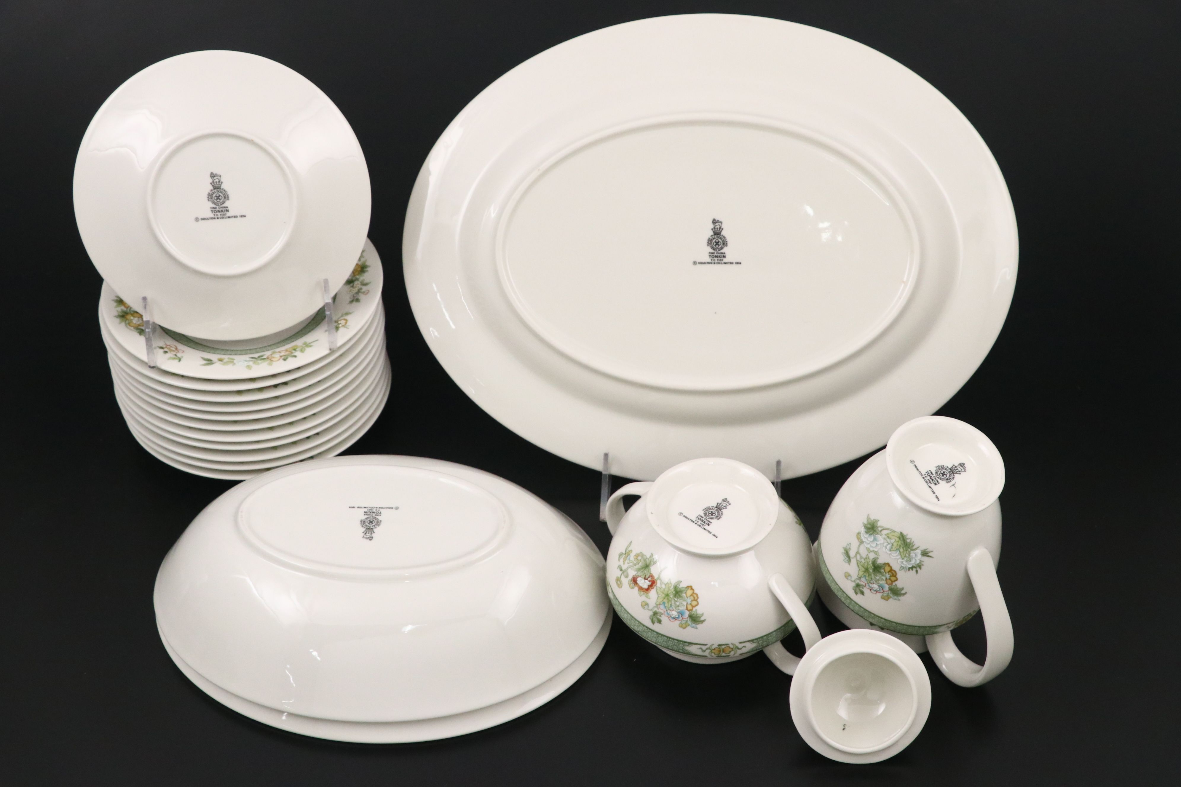 Royal Doulton "Tonkin" Dinnerware and Serving Pieces, 1975-1992