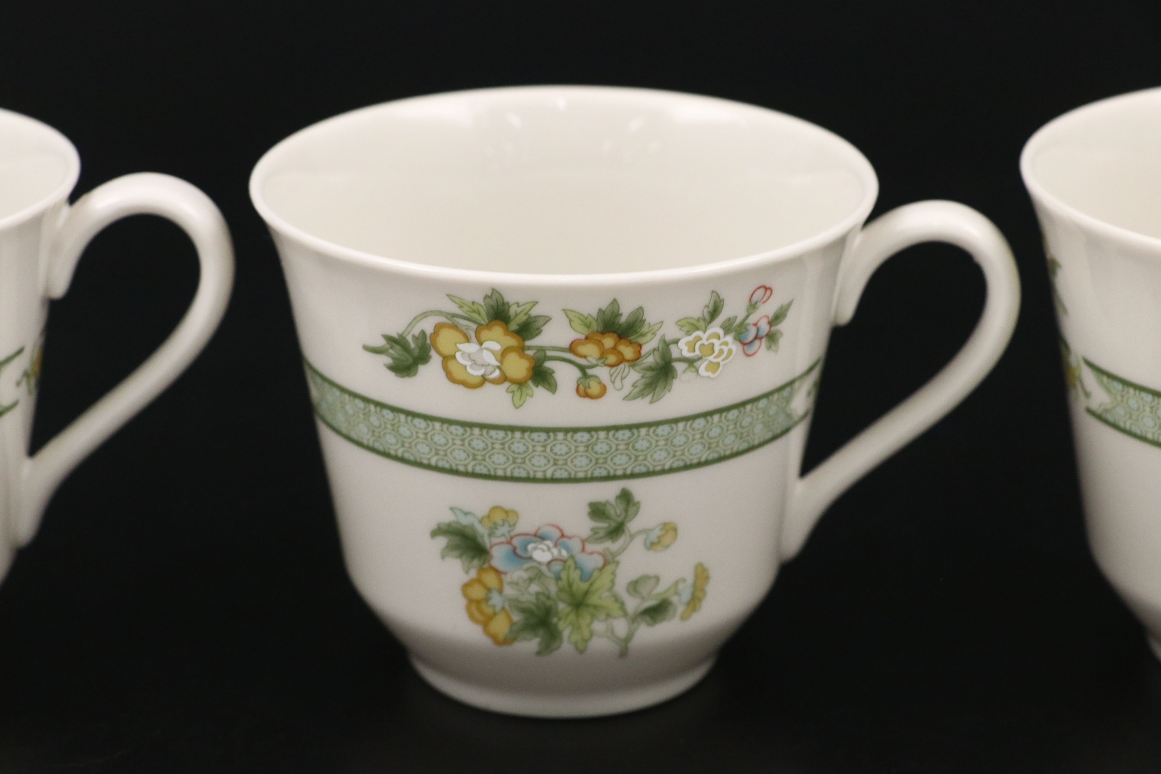 Royal Doulton "Tonkin" Dinnerware and Serving Pieces, 1975-1992