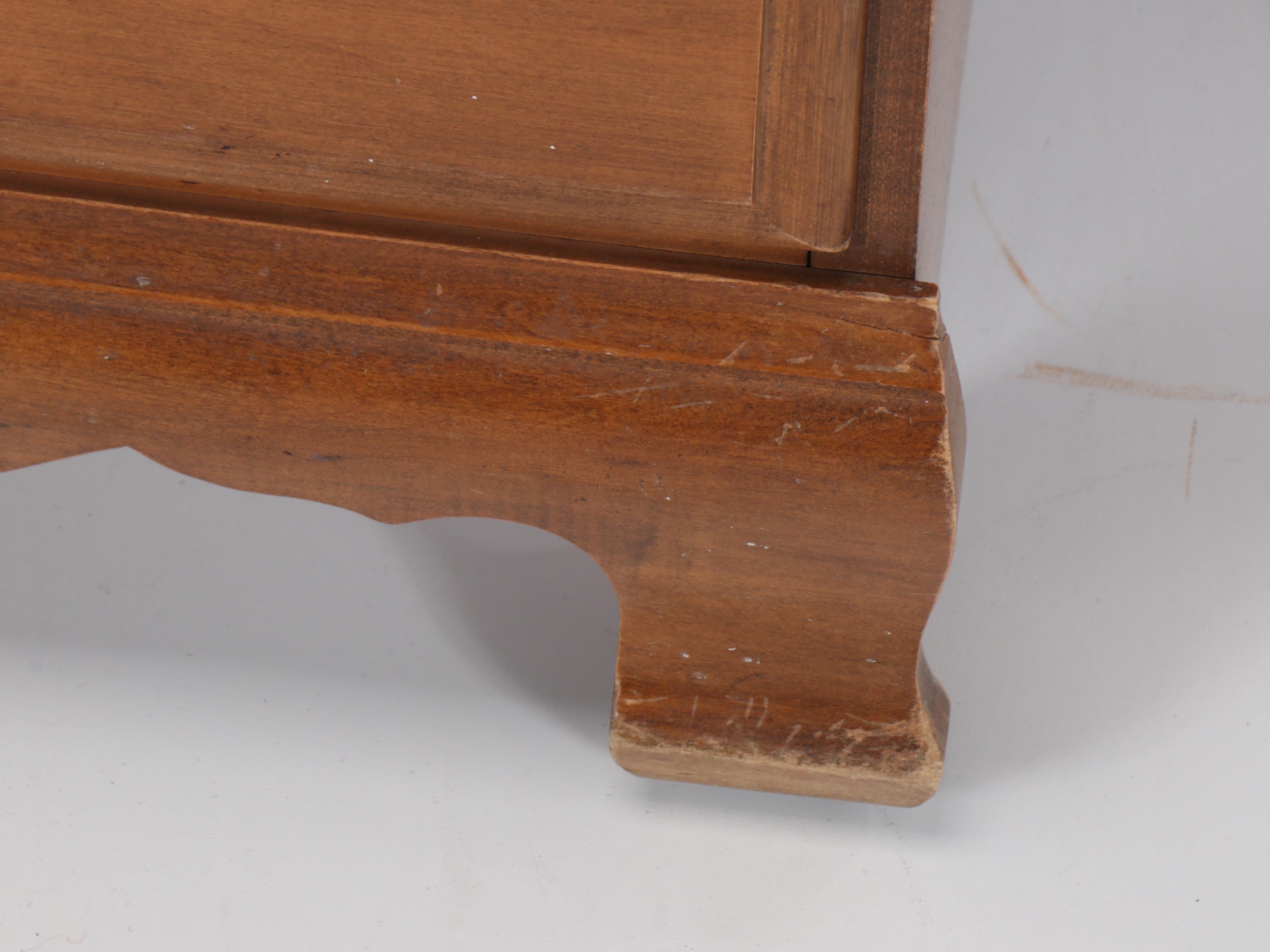 Americana Style Maple Bedroom Desk and Chair, Mid-20th Century