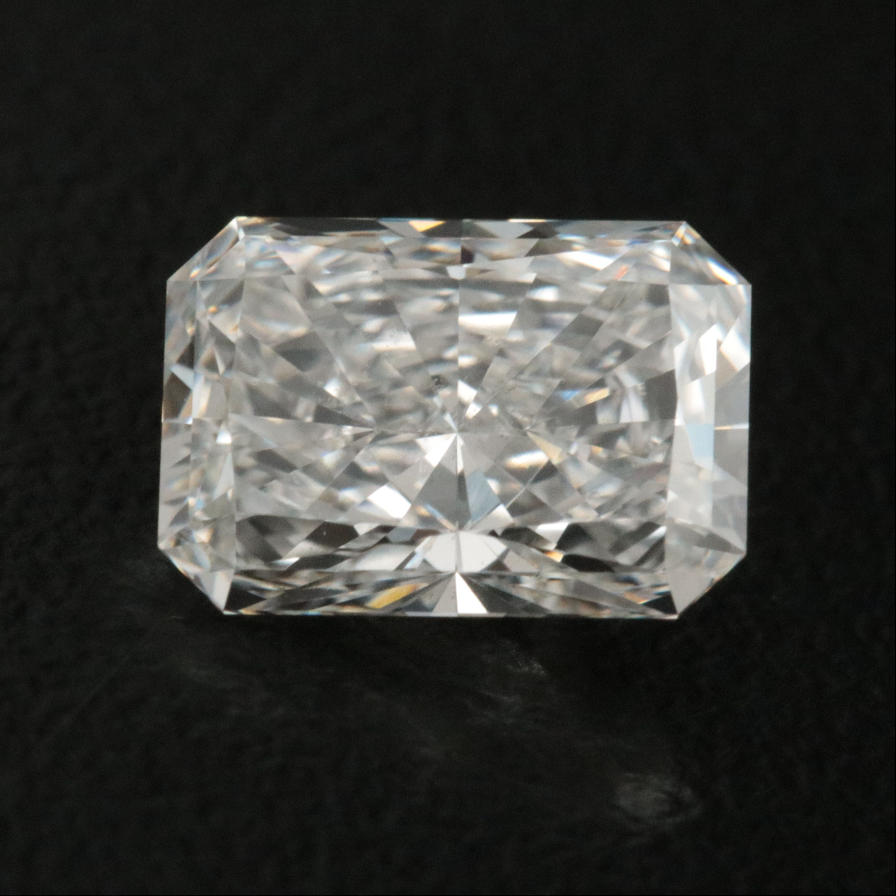 Loose 1.78 CT Lab Grown Diamond with IGI Report