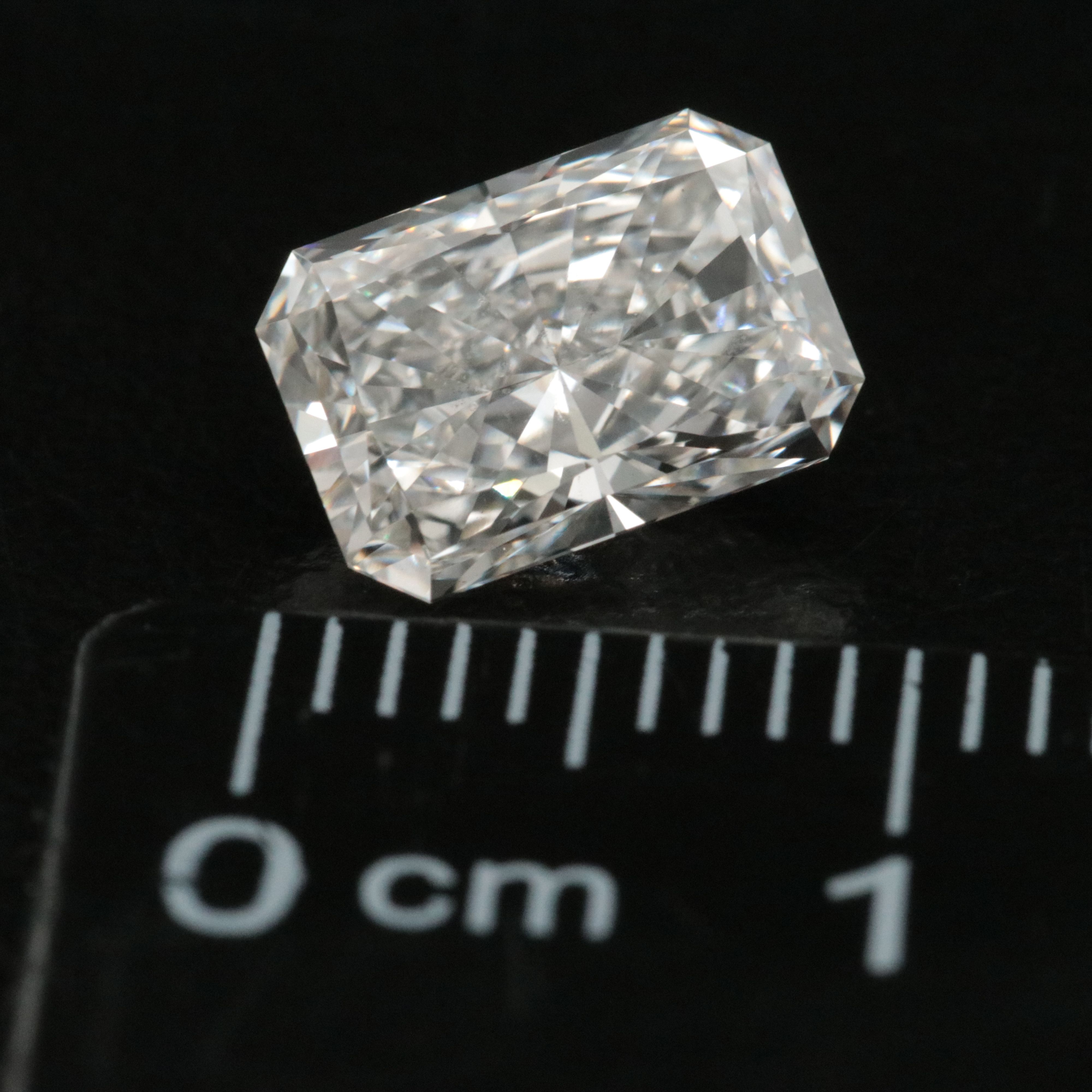 Loose 1.78 CT Lab Grown Diamond with IGI Report