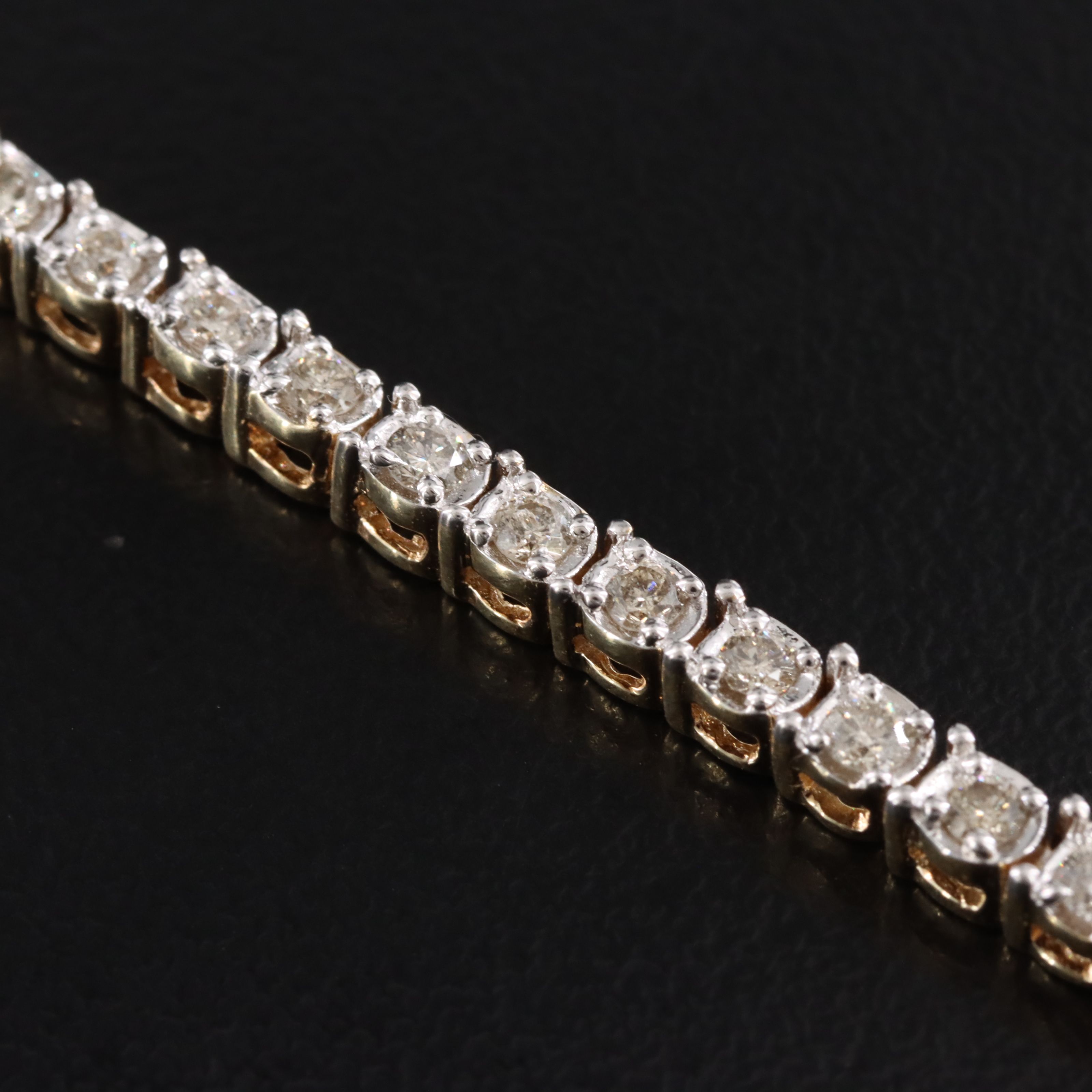 10K 2.00 CTW Diamond Line Bracelet