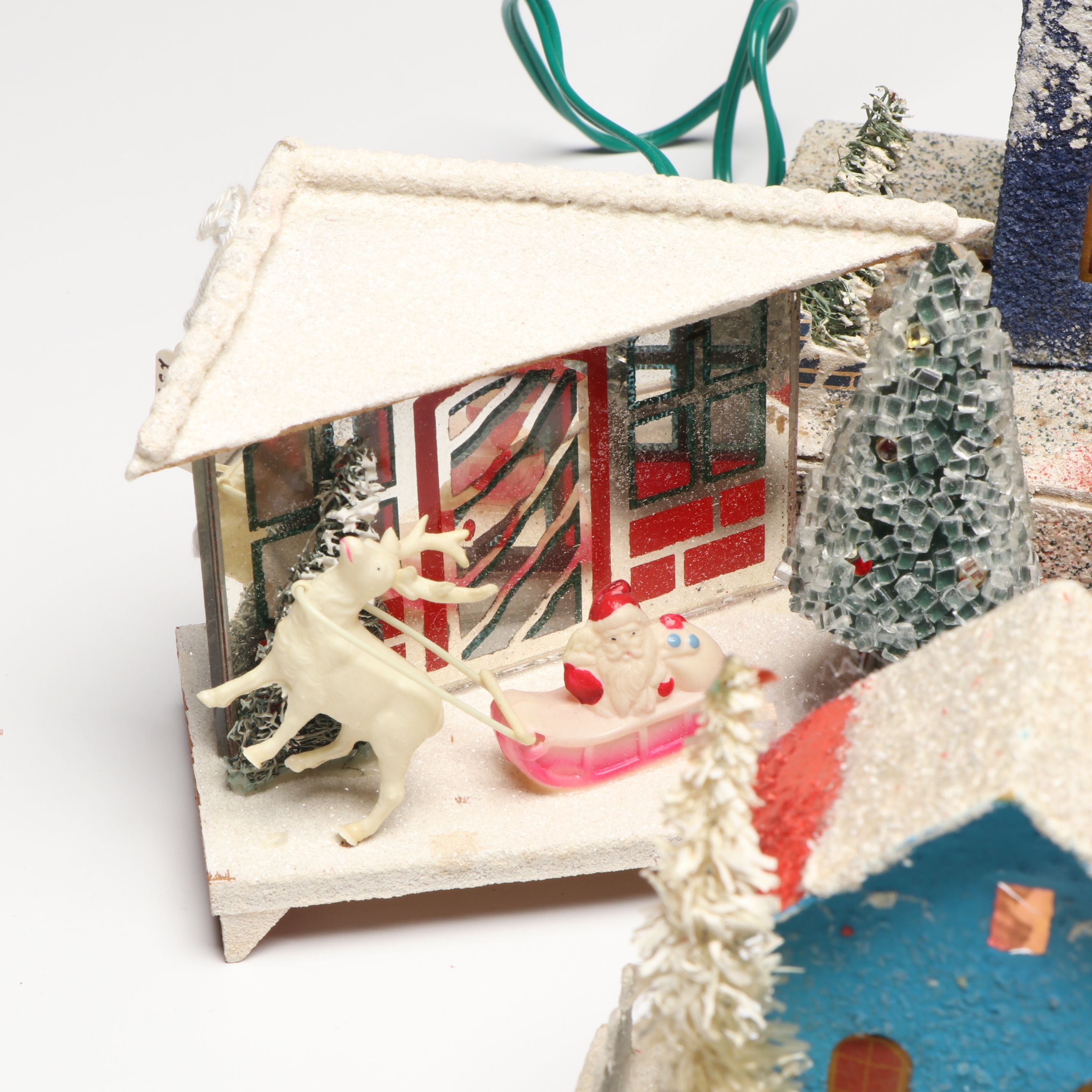 Twinkle-Lite Electric Christmas Scene with Putz Village and Paper Tree Light