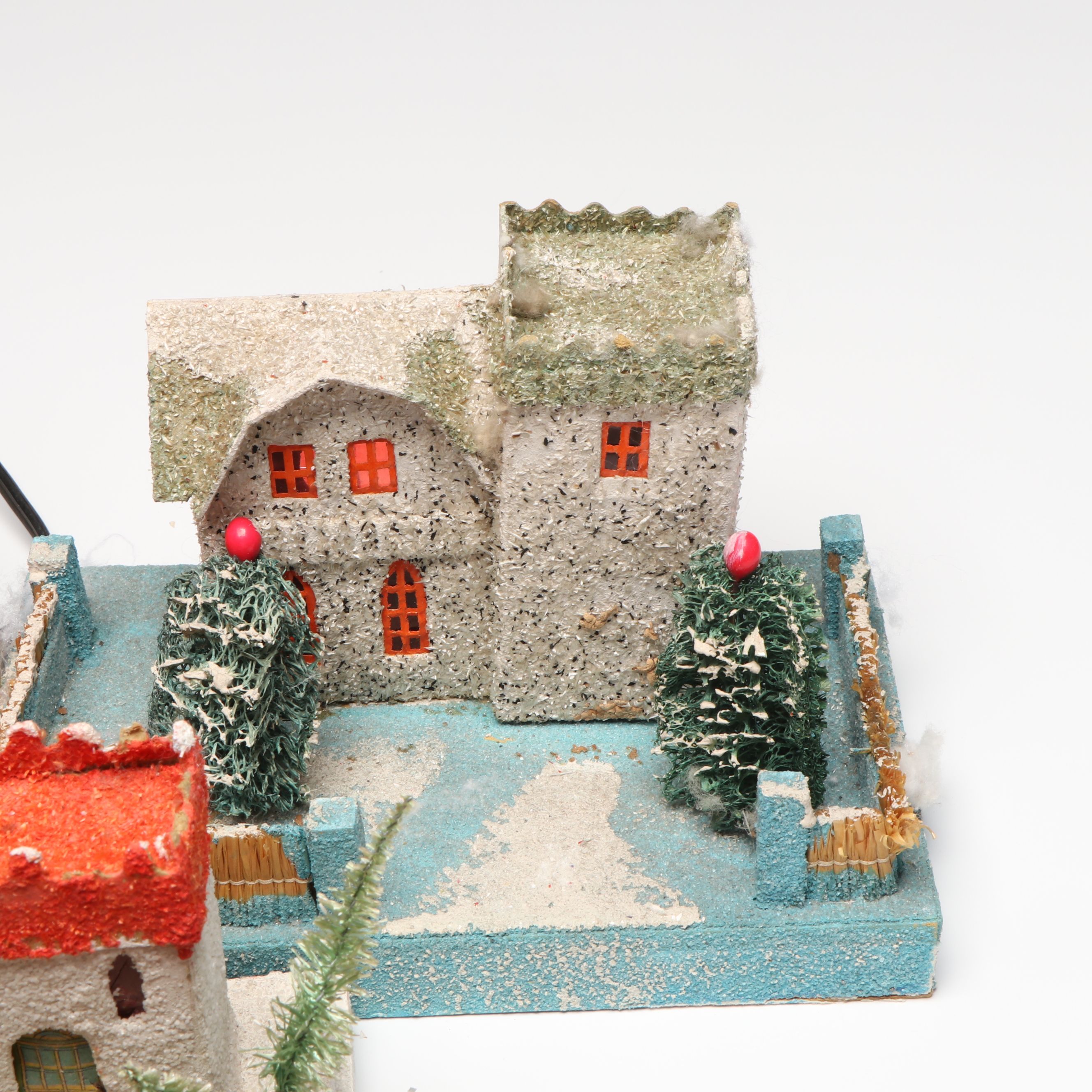 Twinkle-Lite Electric Christmas Scene with Putz Village and Paper Tree Light