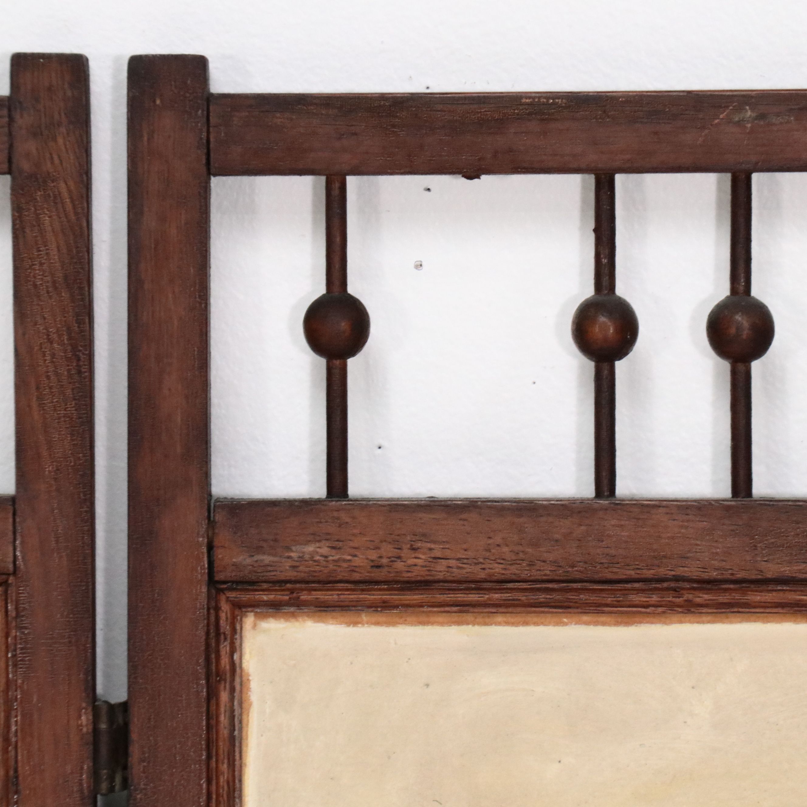 American Late Victorian Hand-Painted Ball and Stick Wooden Screen