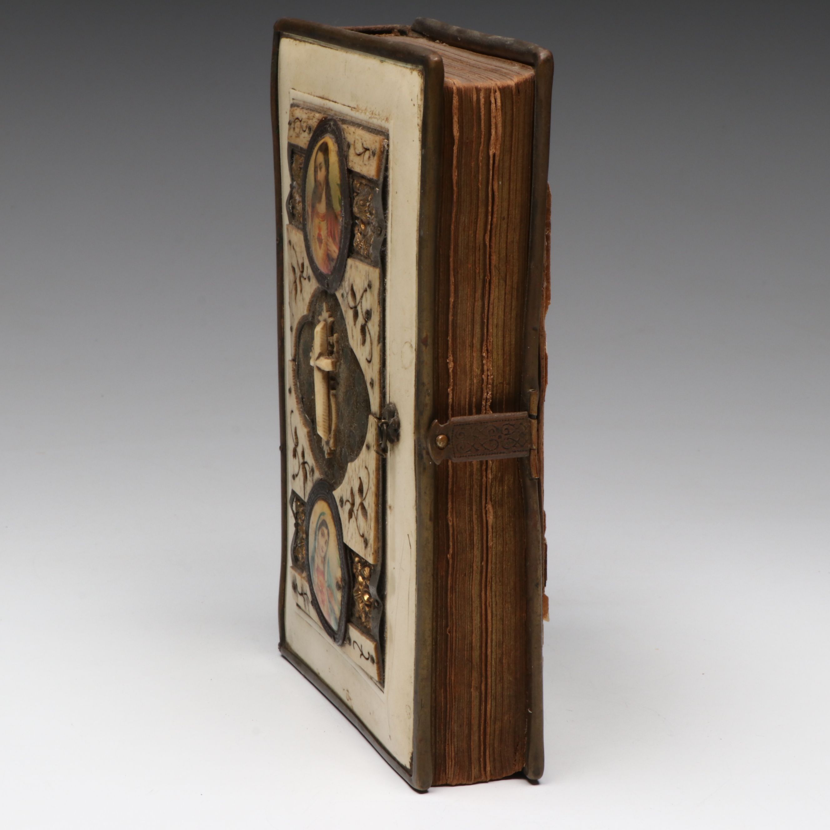 Finely Bound "Orgona virágok: Imák és énekek" Hungarian Prayer Book, 1905