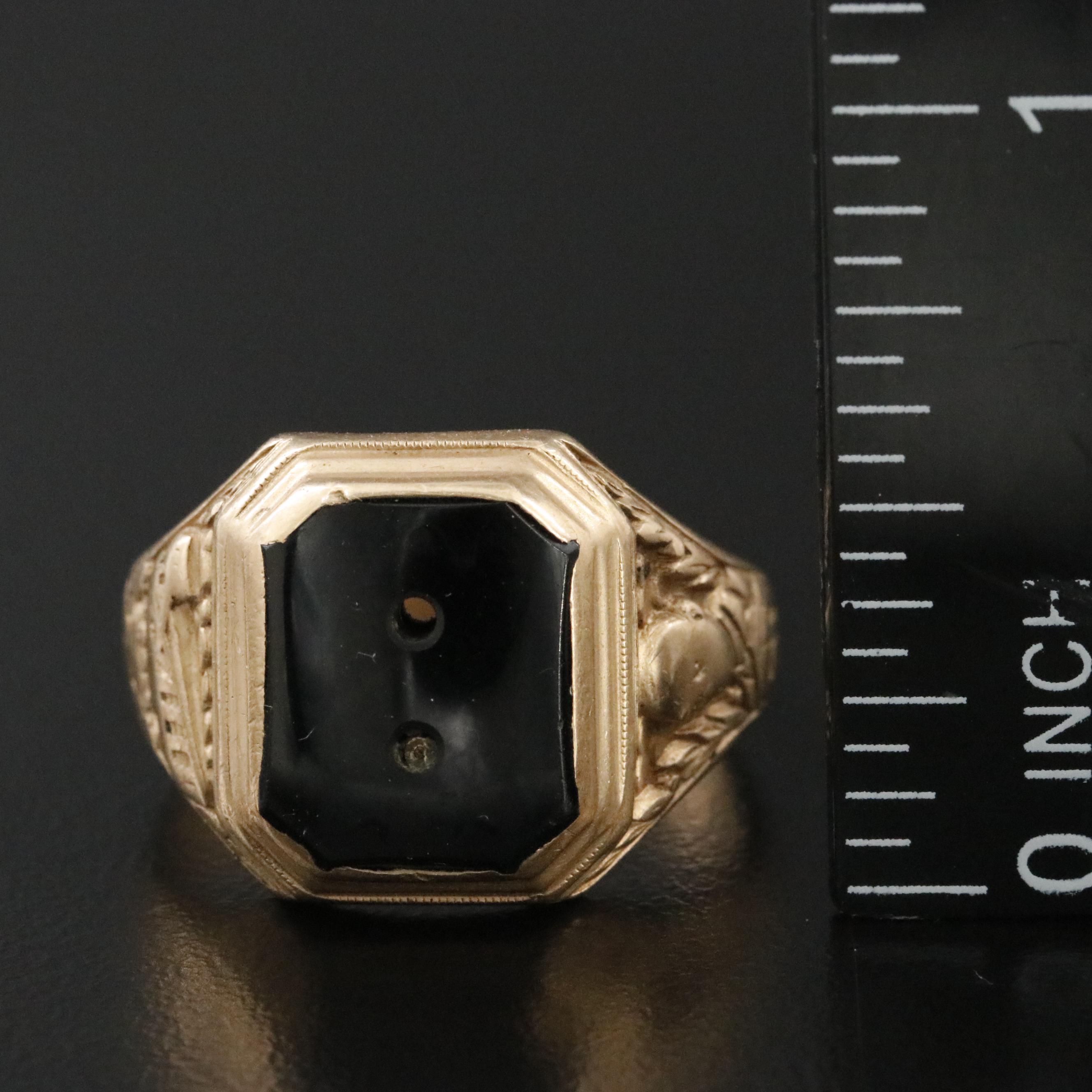 Vintage 10K Black Onyx Class Ring