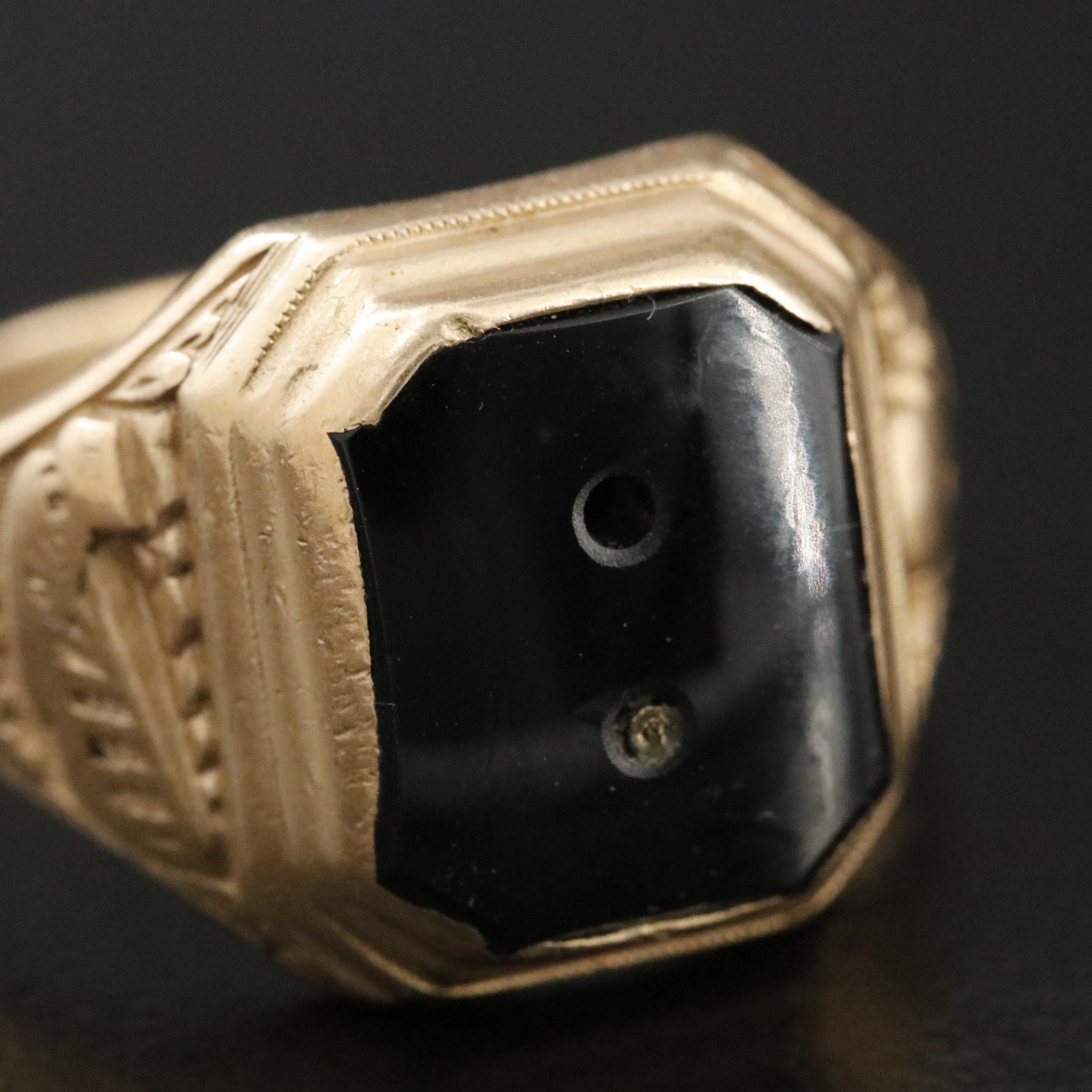 Vintage 10K Black Onyx Class Ring
