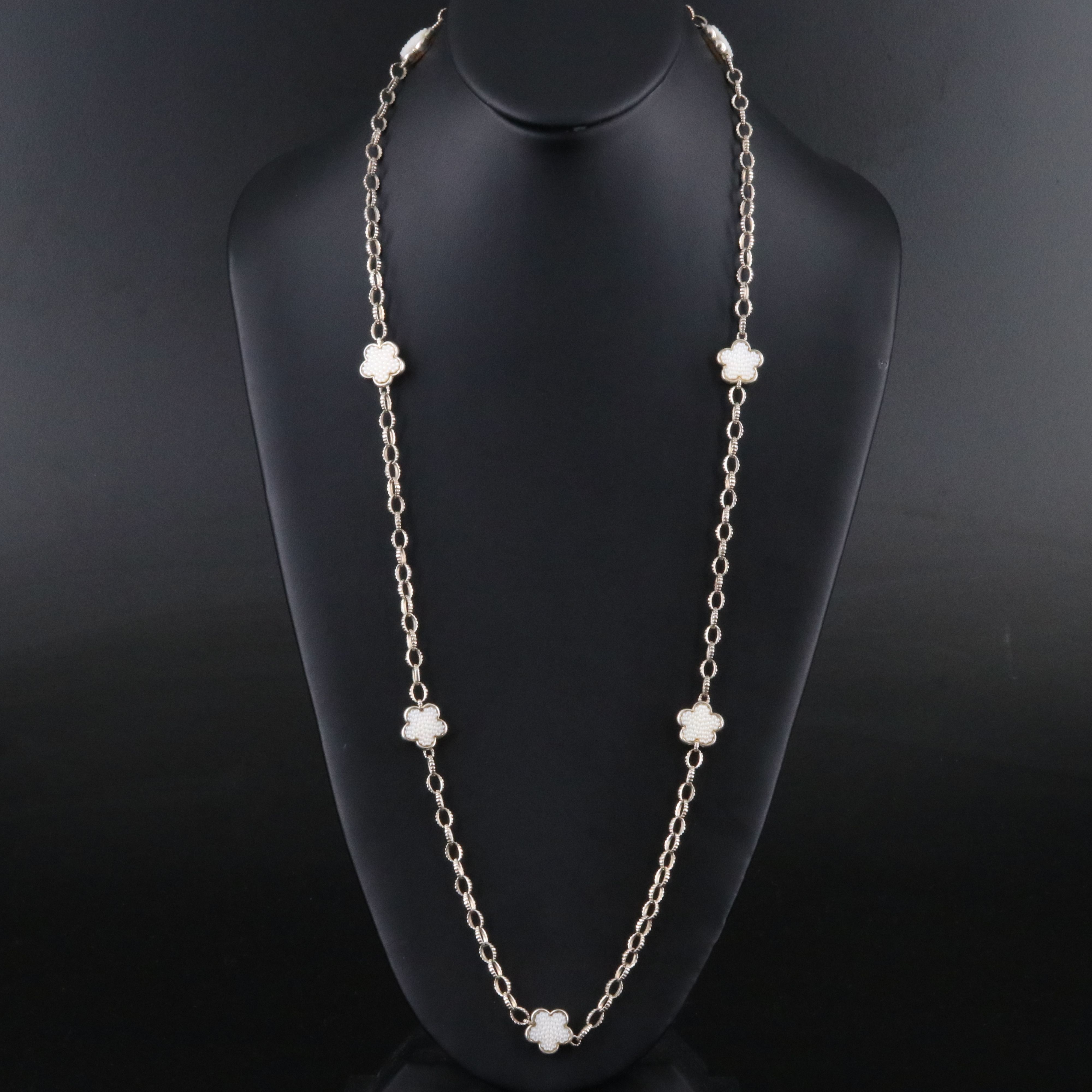 Lagos Caviar Sterling White Ceramic Clover Station Necklace