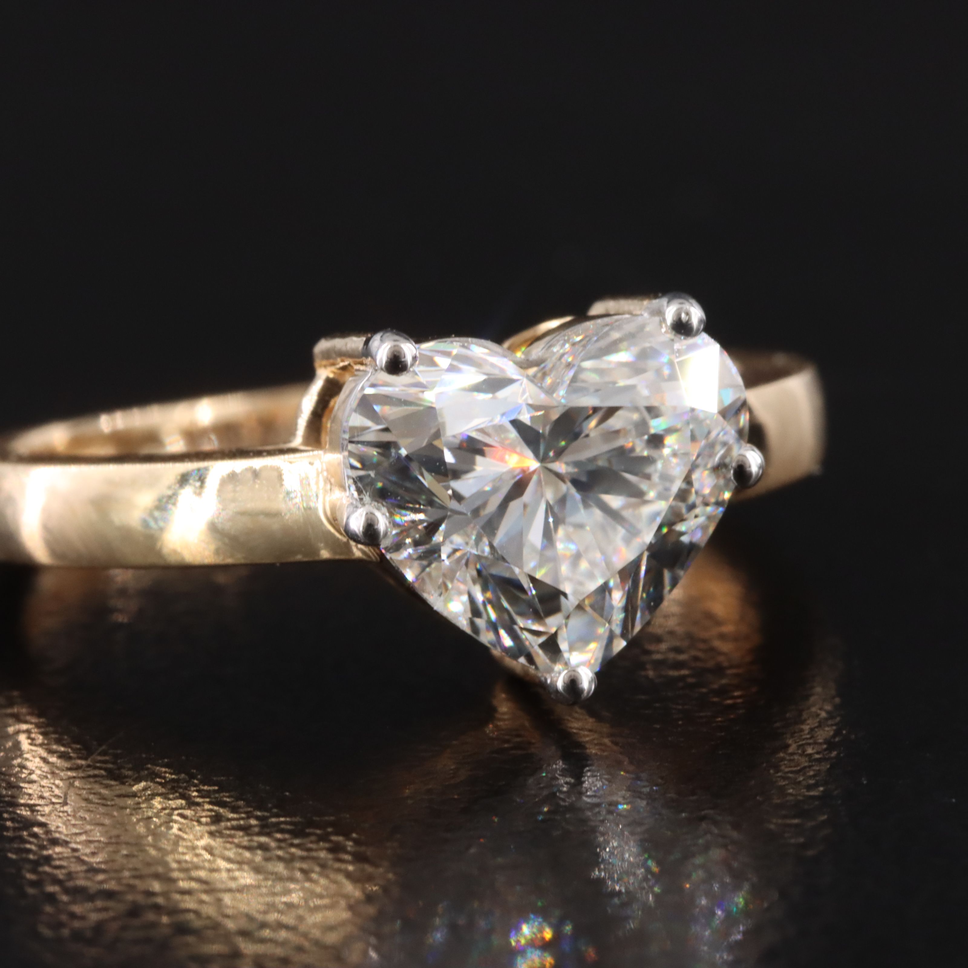 18K 2.26 CT Lab Grown Diamond Solitaire Ring with IGI Report