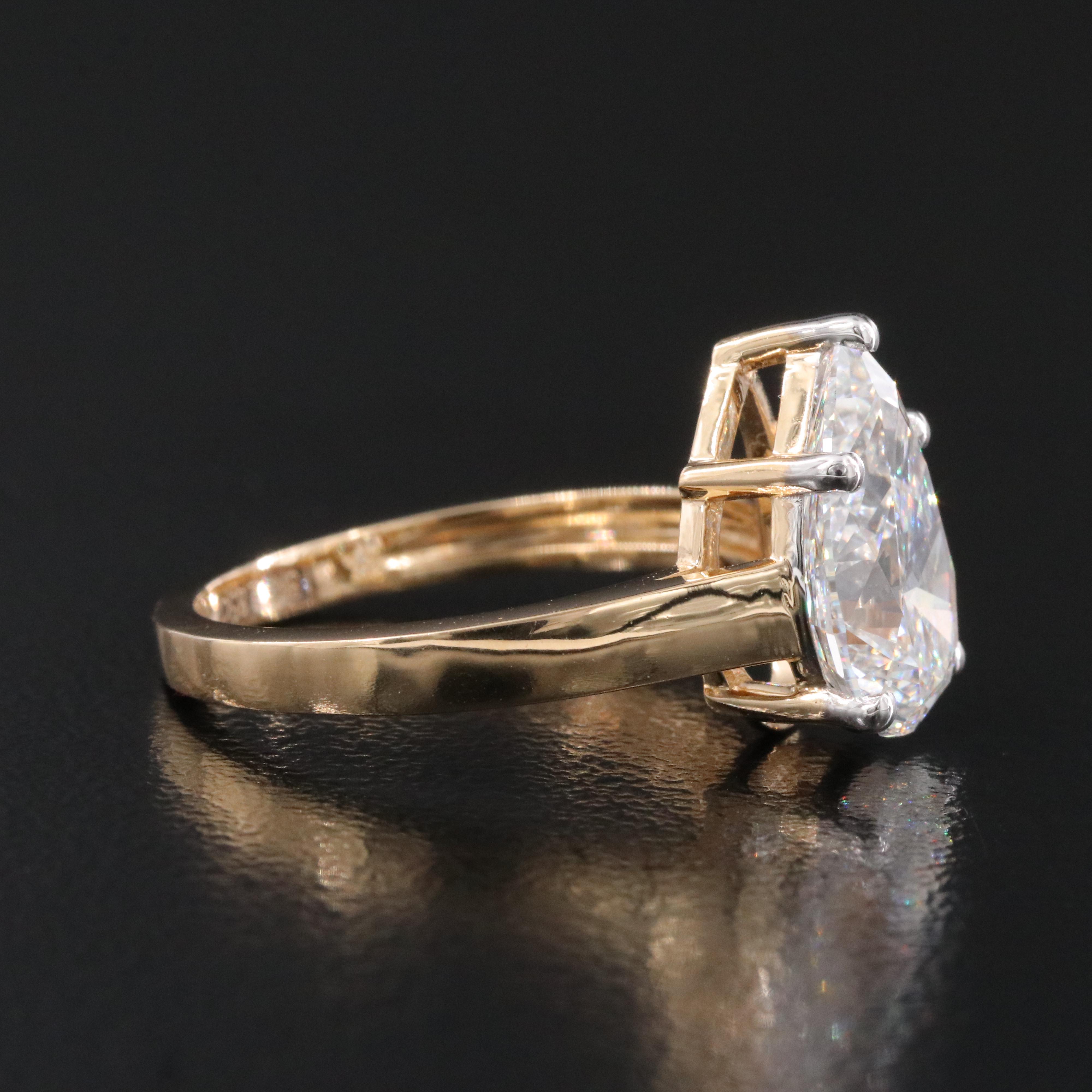 18K 2.85 CT Lab Grown Diamond Solitaire Ring with IGI Report