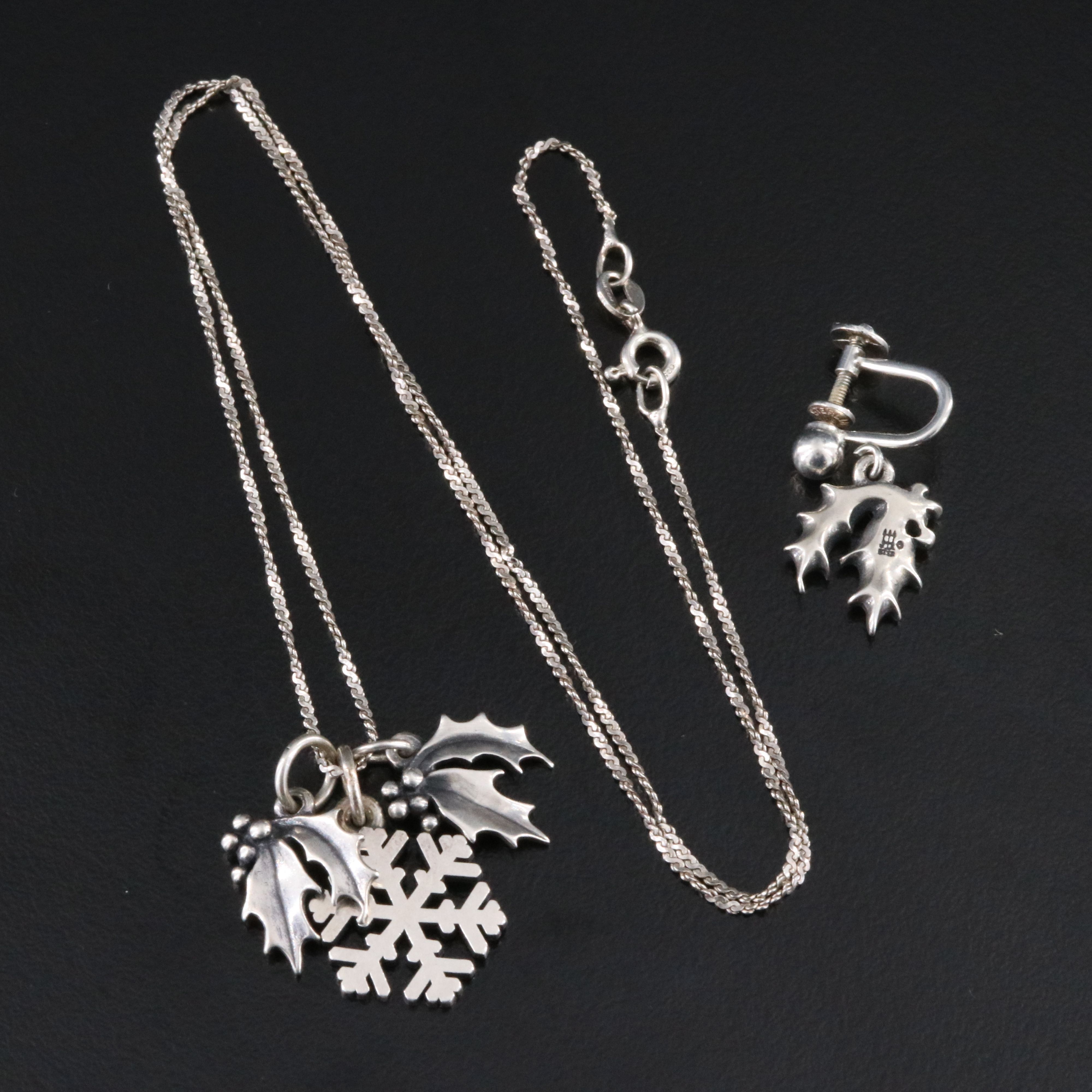 James Avery Sterling Holly & Snowflake Charm Pendant Necklace w/ Single Earring