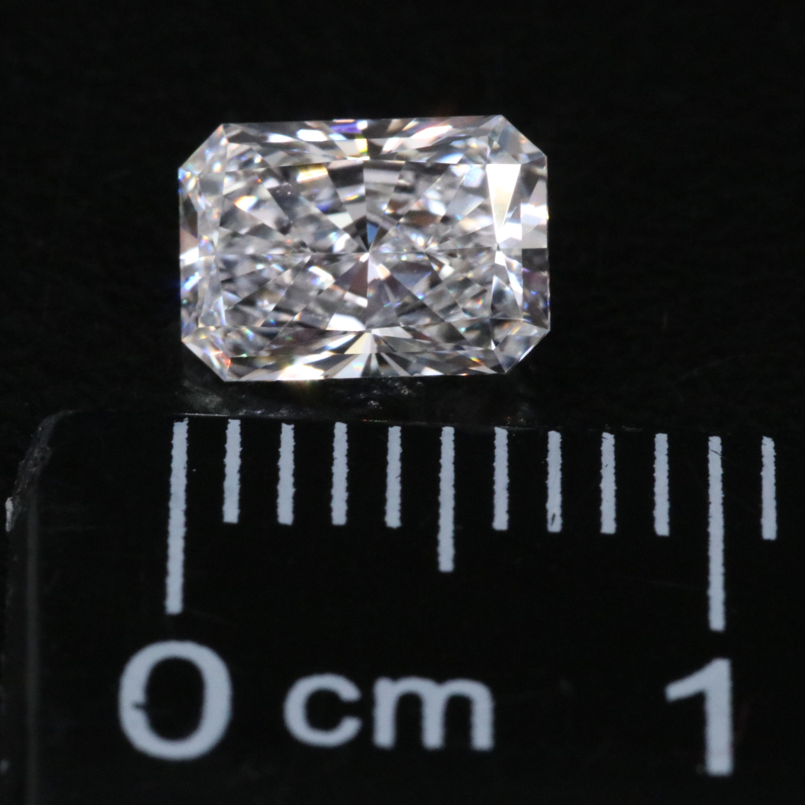 Loose 0.98 CT Lab Grown Diamond with IGI Report