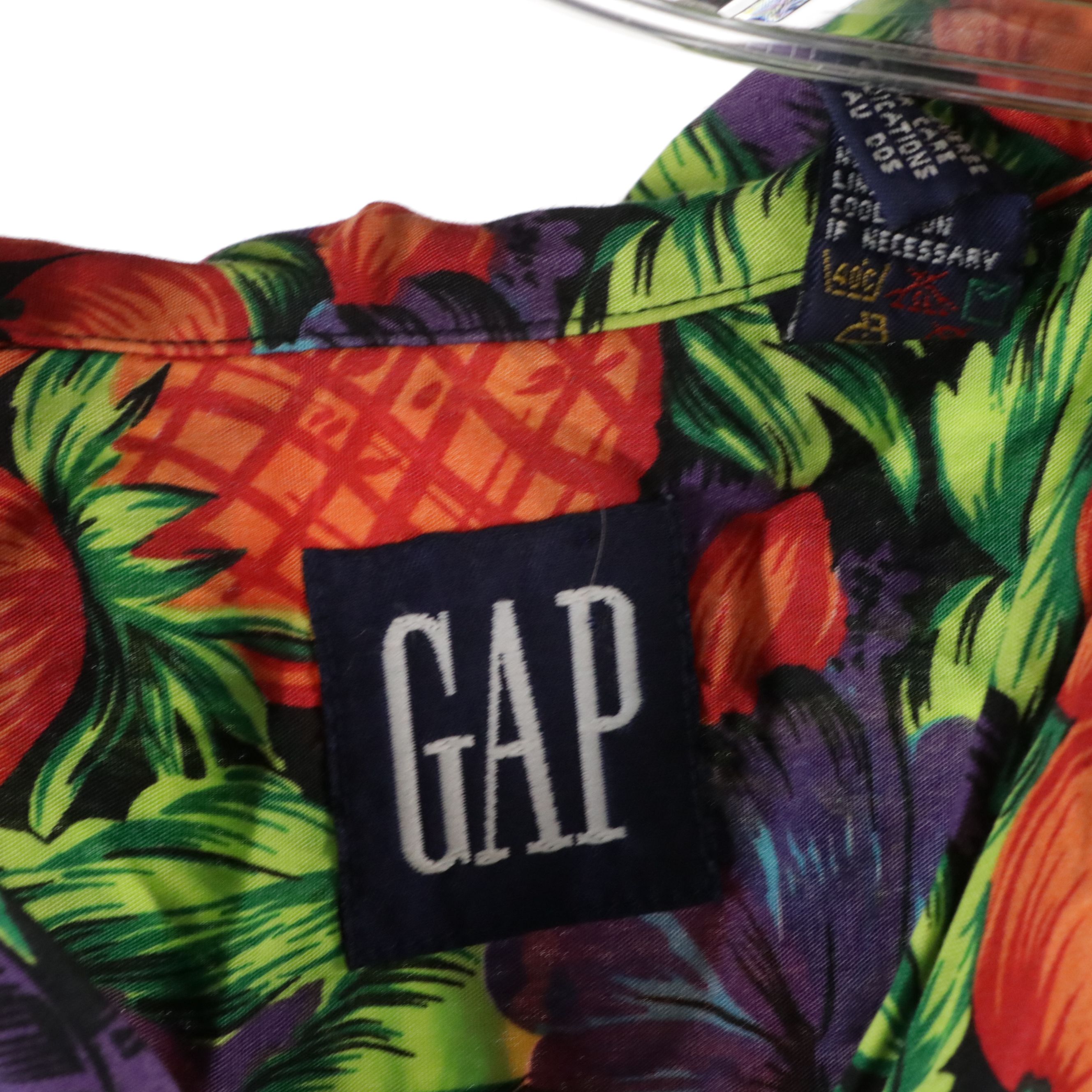 Men's Hawaiian Shirts Featuring Banana Cabana, Bimini Bay, Gap, and More