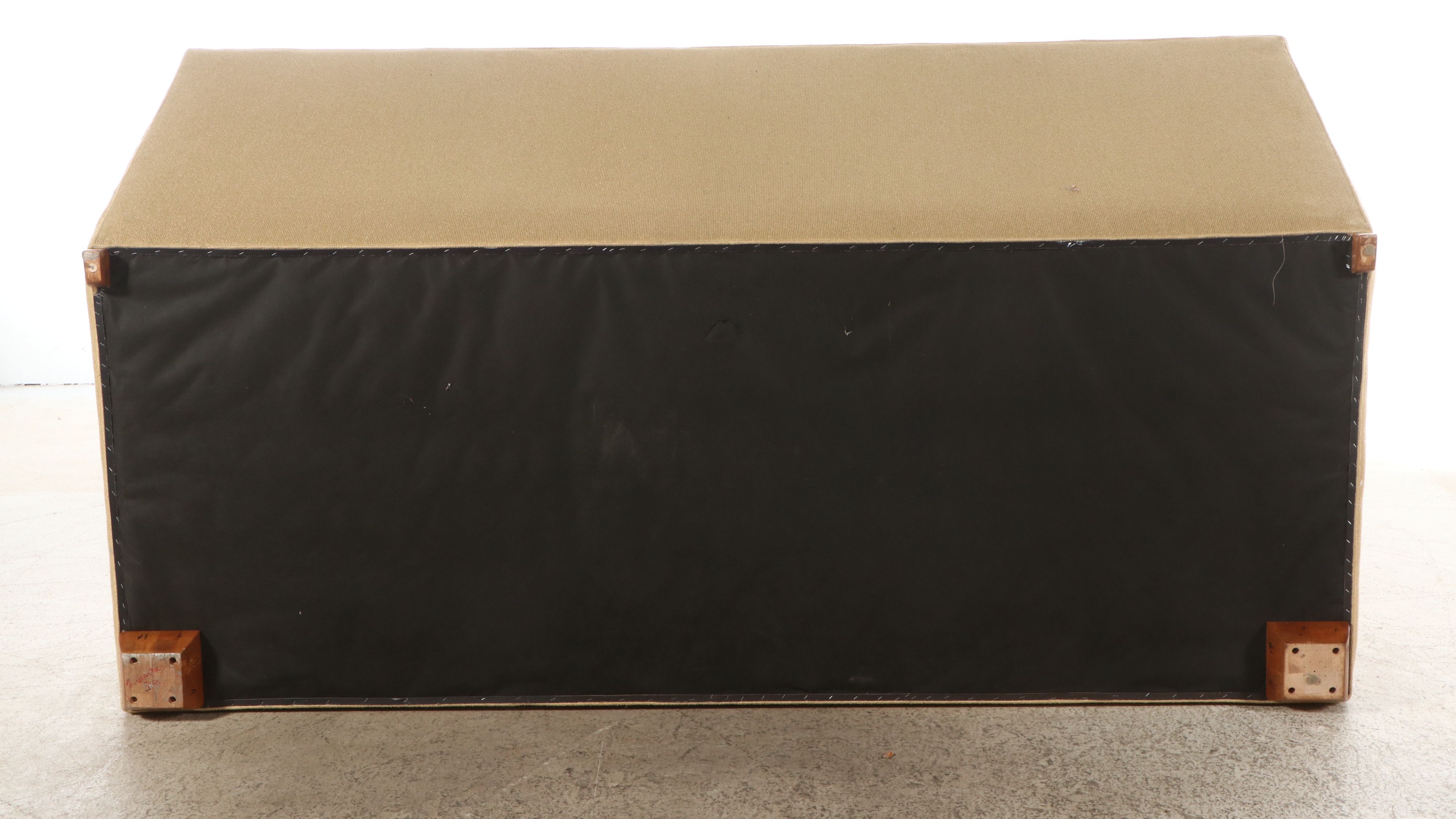 Taylor King Contemporary Upholstered Sofa with Accent Pillows