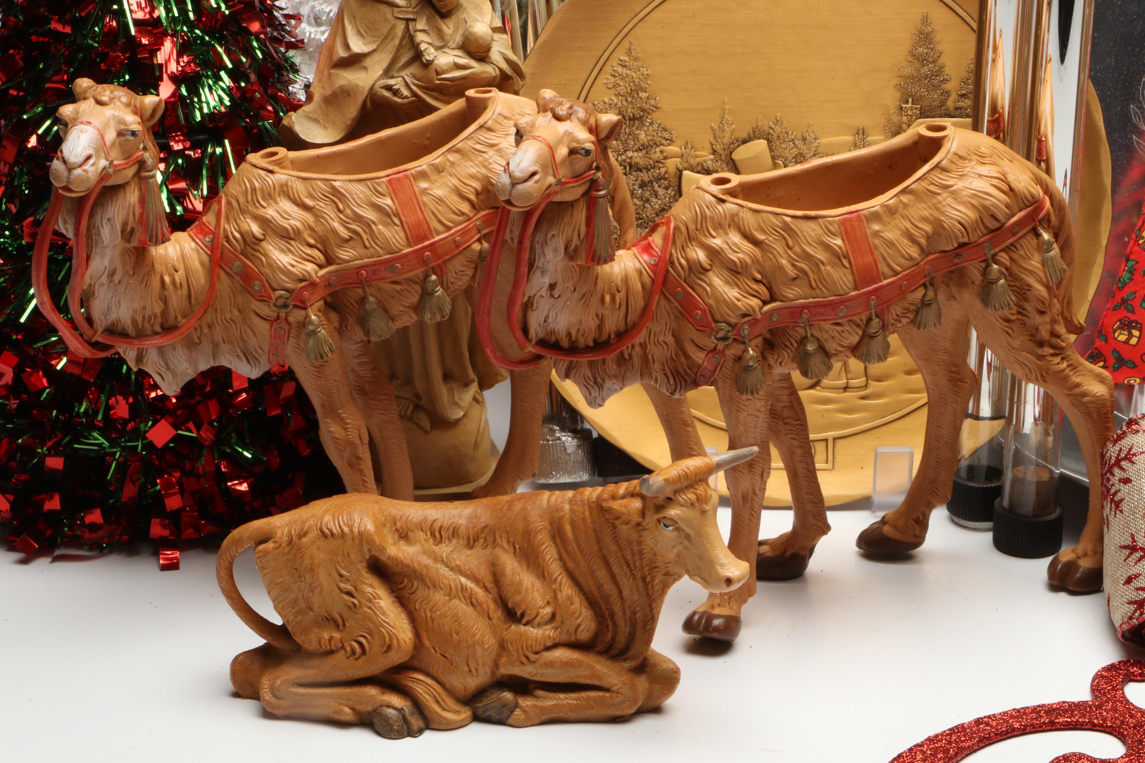 Fontanini, DiGiovanni and Other Christmas Figurines with More Holiday Décor